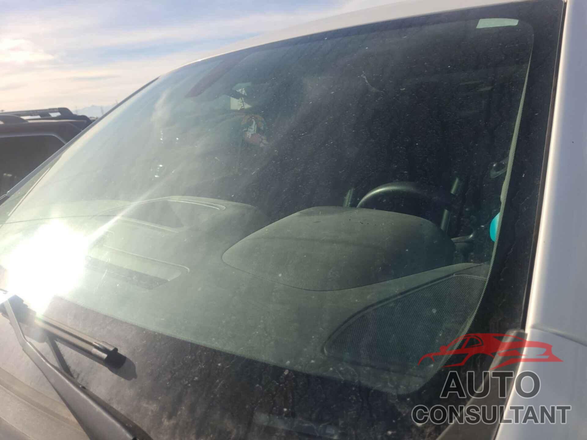 CHEVROLET SILVERADO 1500 2019 - 1GCUYAEF3KZ229977