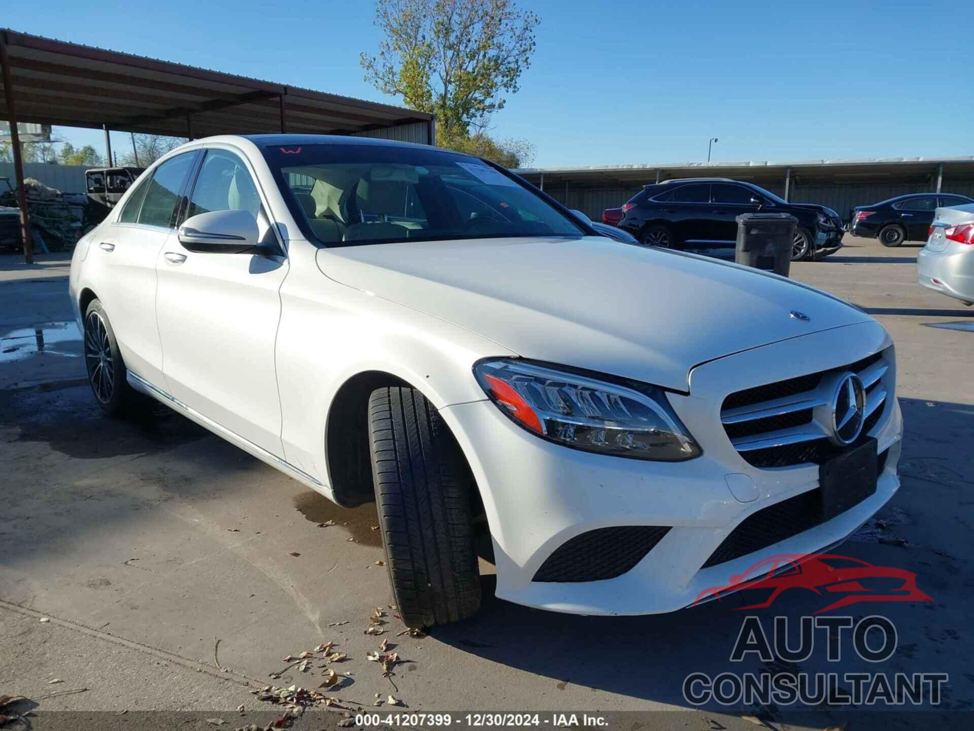 MERCEDES-BENZ C 300 2020 - 55SWF8DB2LU323148
