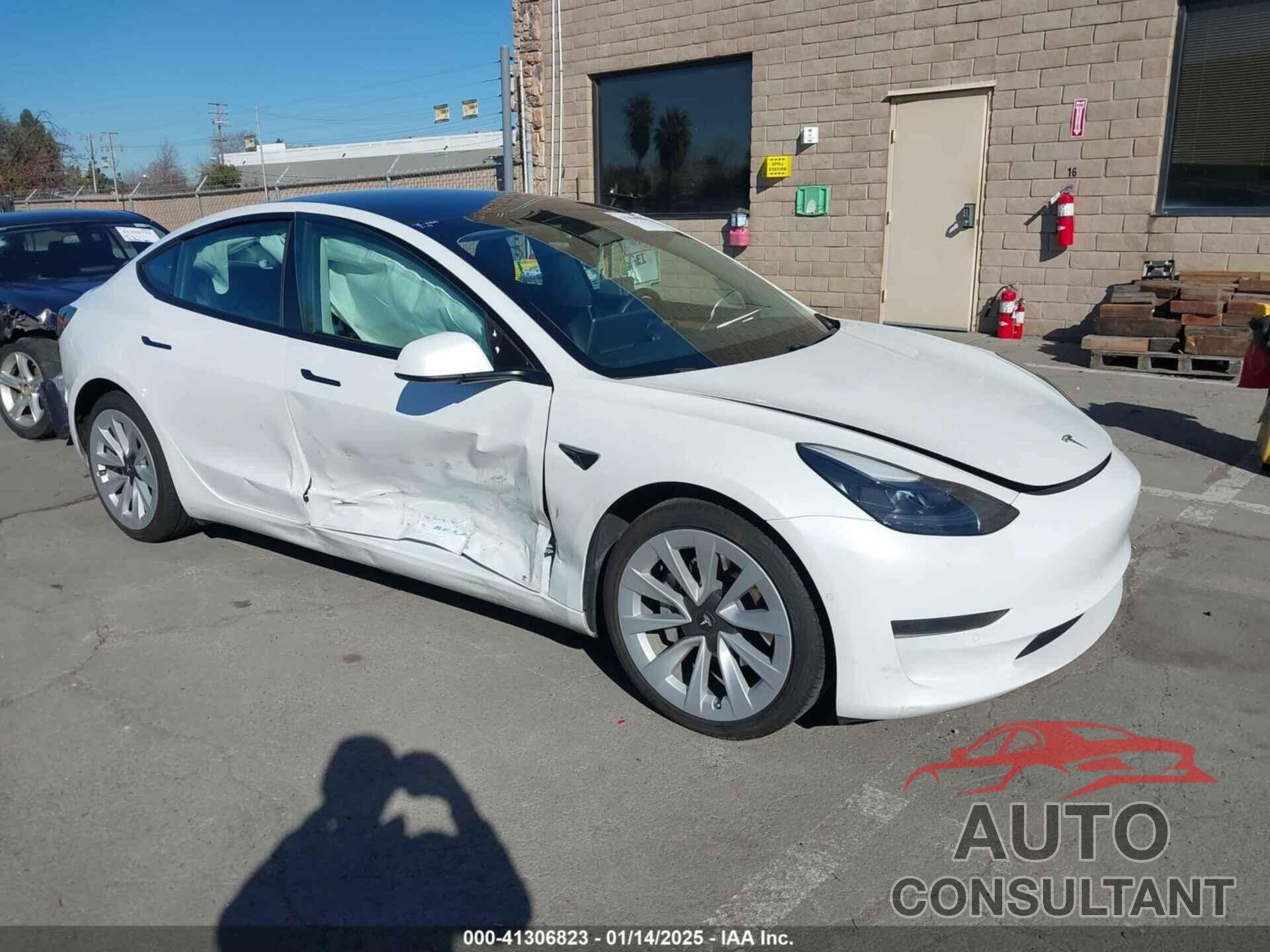 TESLA MODEL 3 2021 - 5YJ3E1EA6MF077582