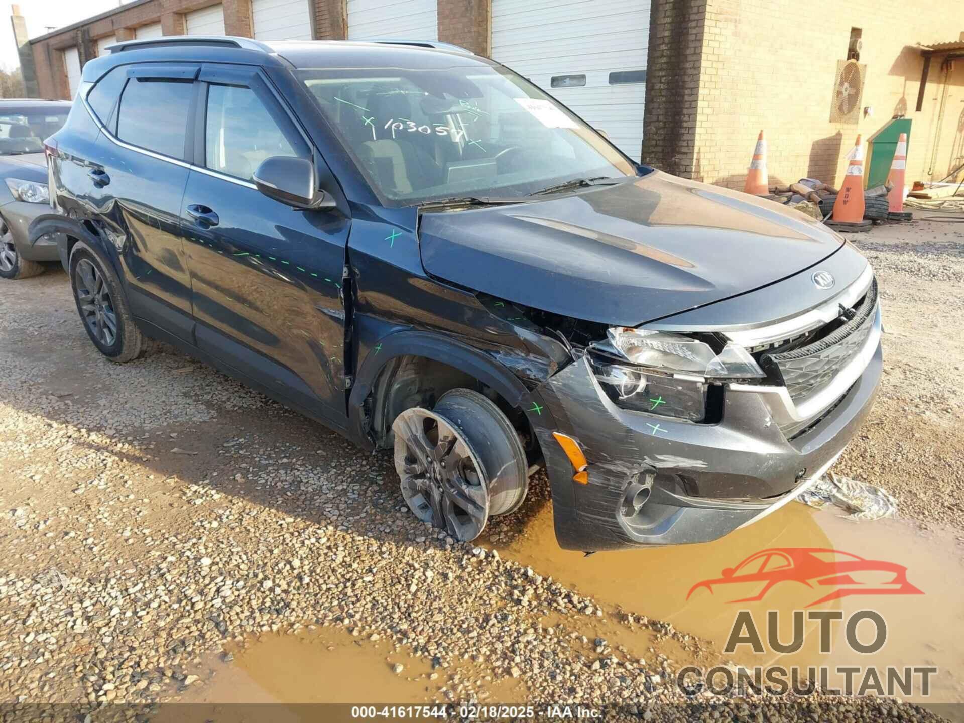 KIA SELTOS 2021 - KNDEU2AA2M7103057