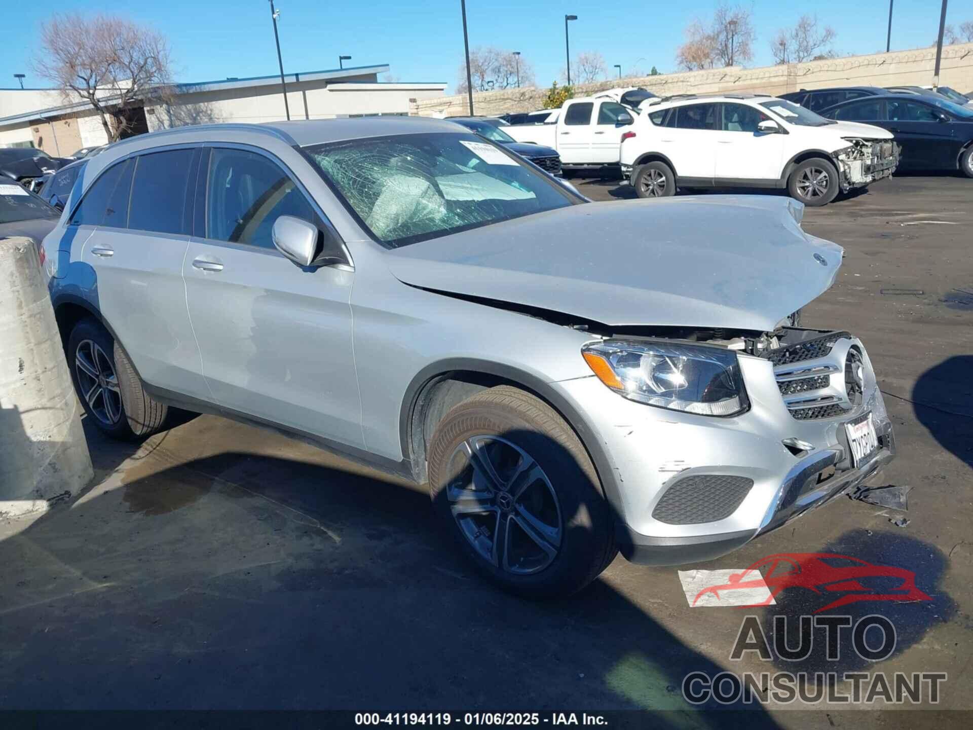 MERCEDES-BENZ GLC 300 2017 - WDC0G4JB4HV005424