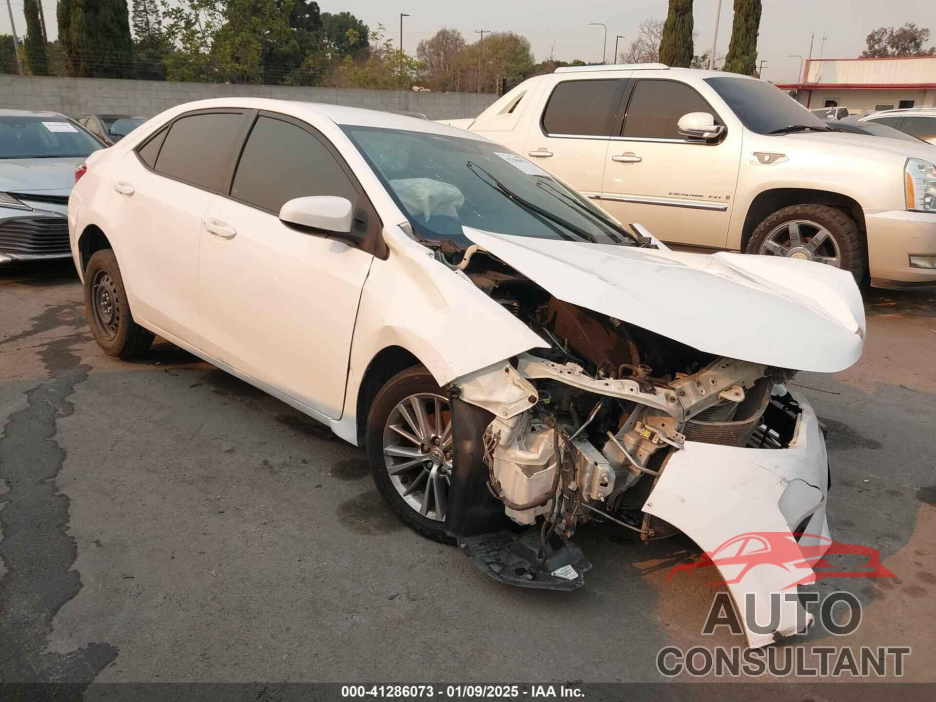 TOYOTA COROLLA 2015 - 5YFBURHE4FP199750