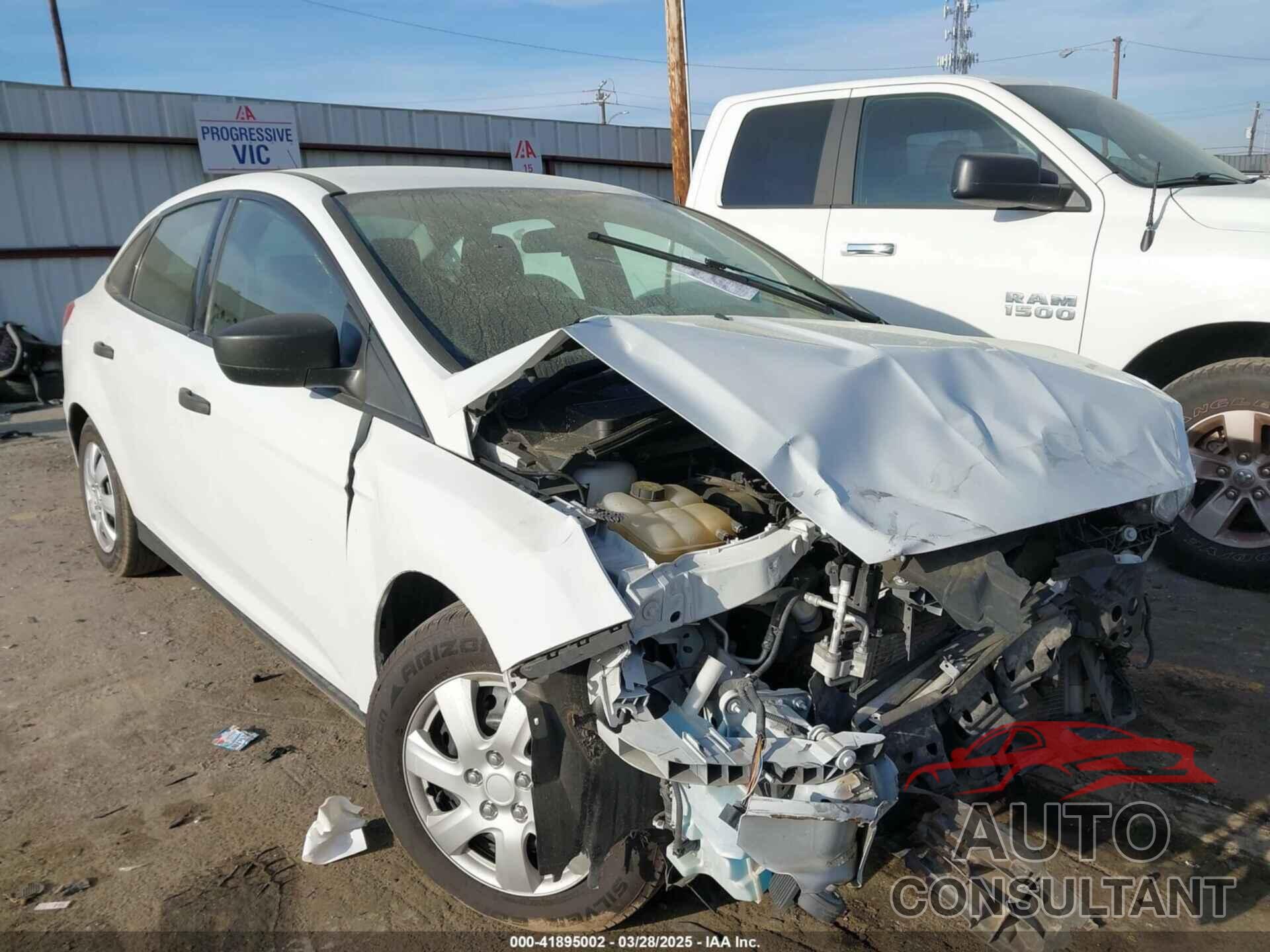FORD FOCUS 2016 - 1FADP3E27GL225152