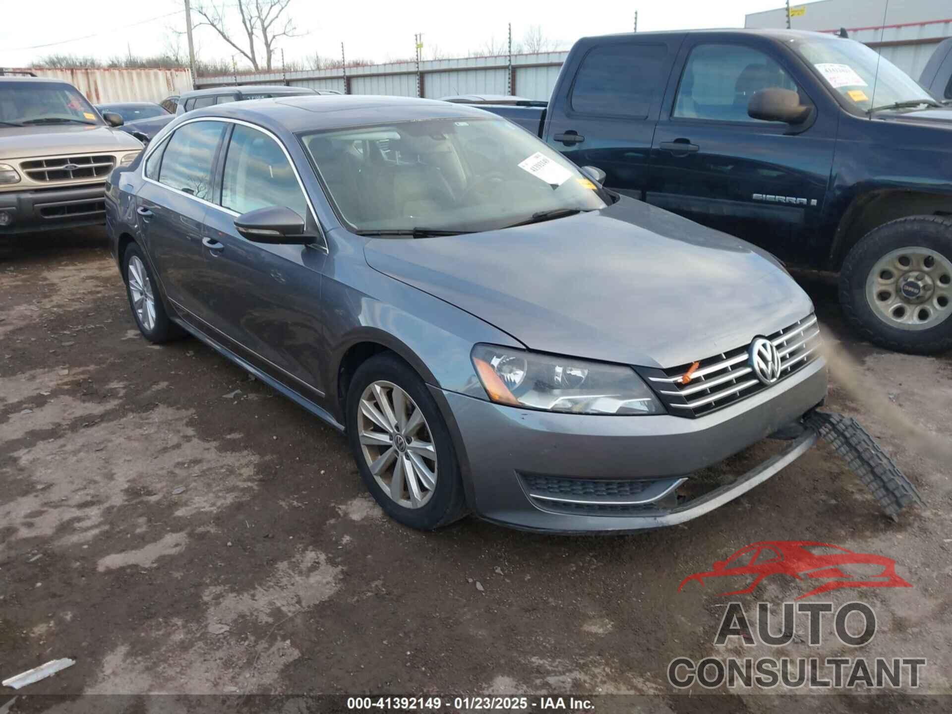 VOLKSWAGEN PASSAT 2012 - 1VWCH7A30CC034401