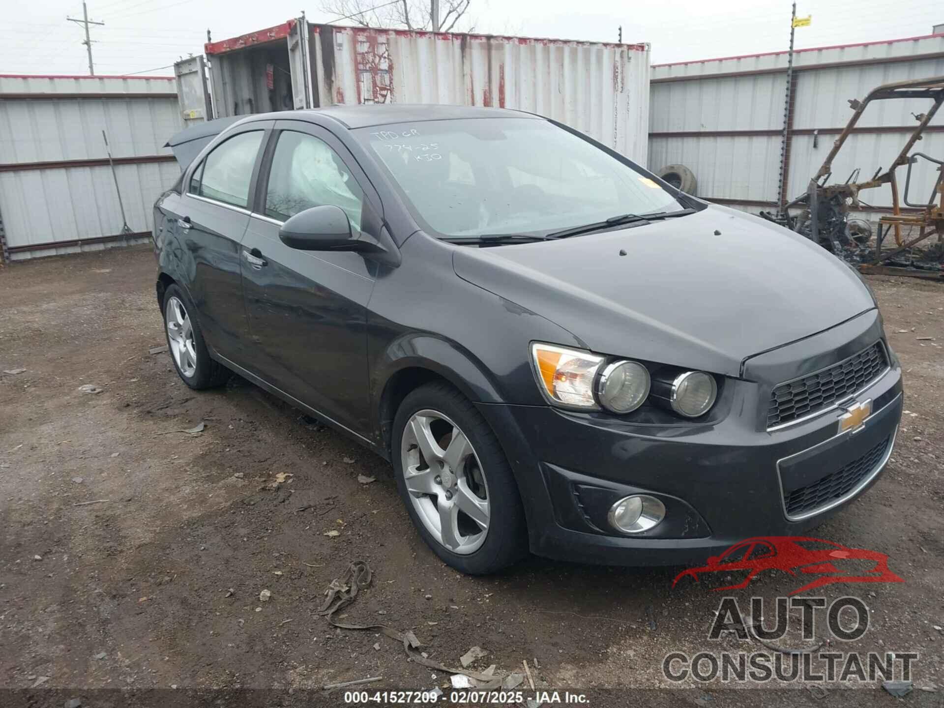 CHEVROLET SONIC 2016 - 1G1JE5SBXG4133751