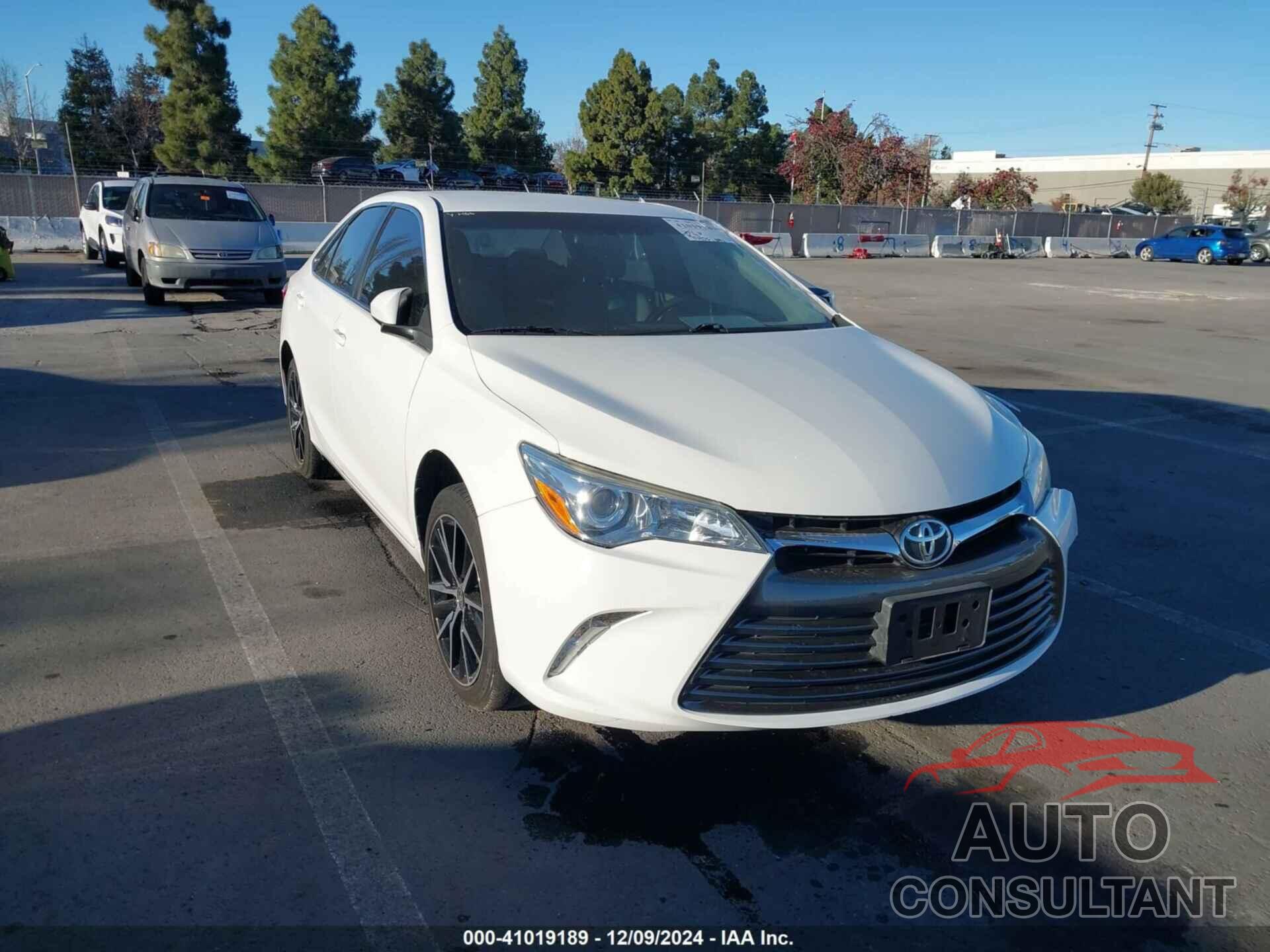TOYOTA CAMRY 2017 - 4T1BF1FK3HU626437