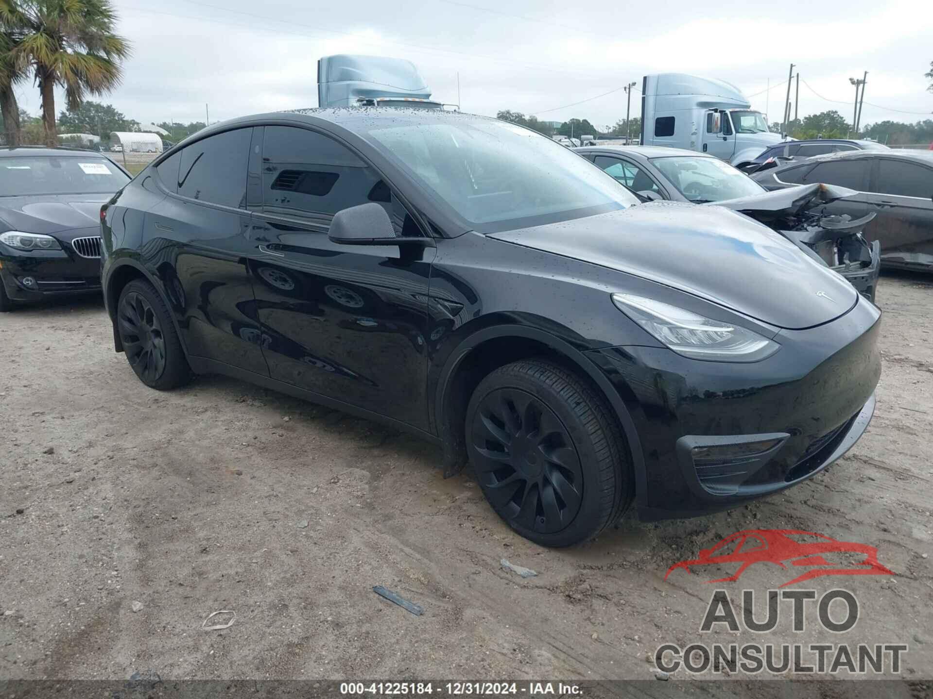 TESLA MODEL Y 2023 - 7SAYGDEE2PA143294