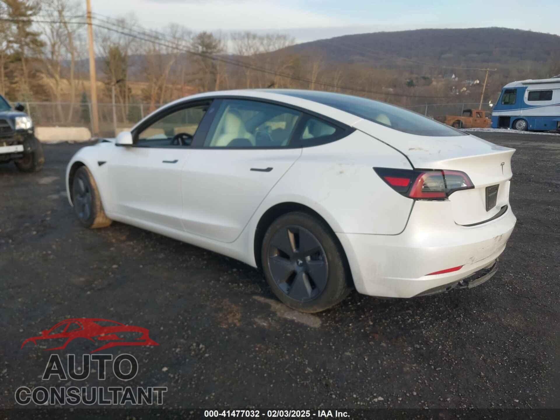 TESLA MODEL 3 2023 - 5YJ3E1EA4PF512443