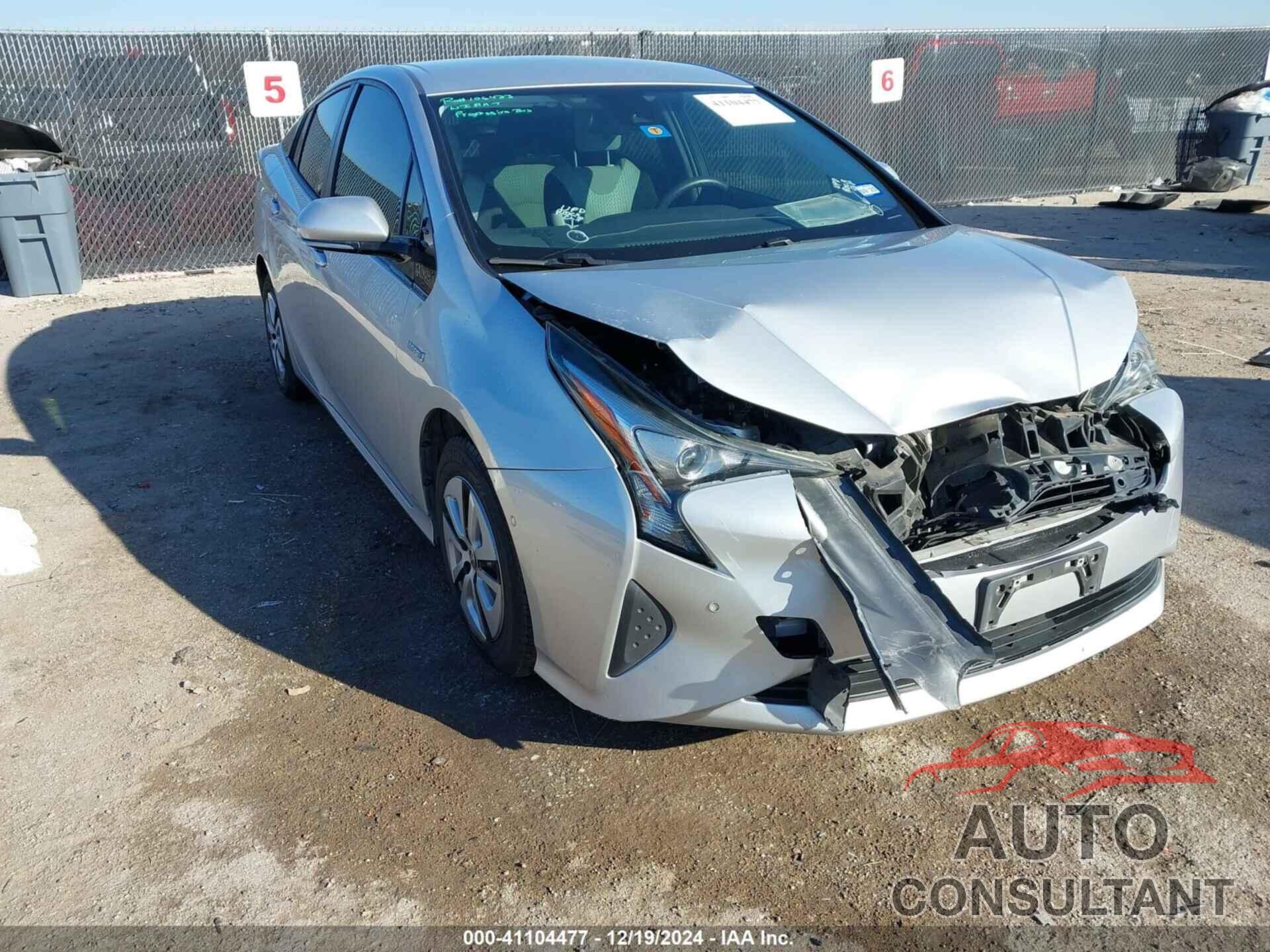TOYOTA PRIUS 2018 - JTDKBRFU6J3074220