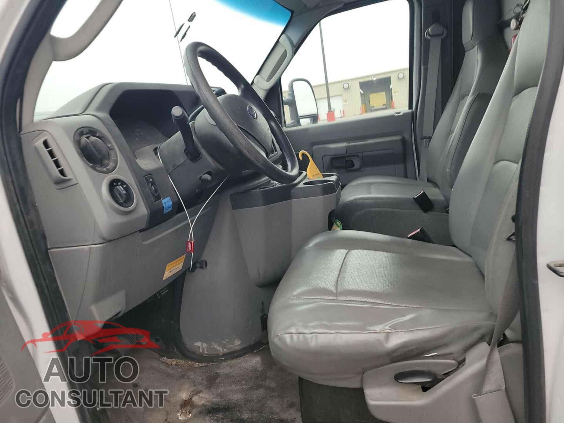 FORD ECONOLINE 2013 - 1FDXE4FS2DDB28279