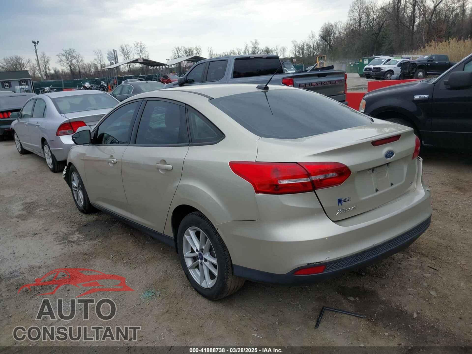 FORD FOCUS 2017 - 1FADP3F28HL252411