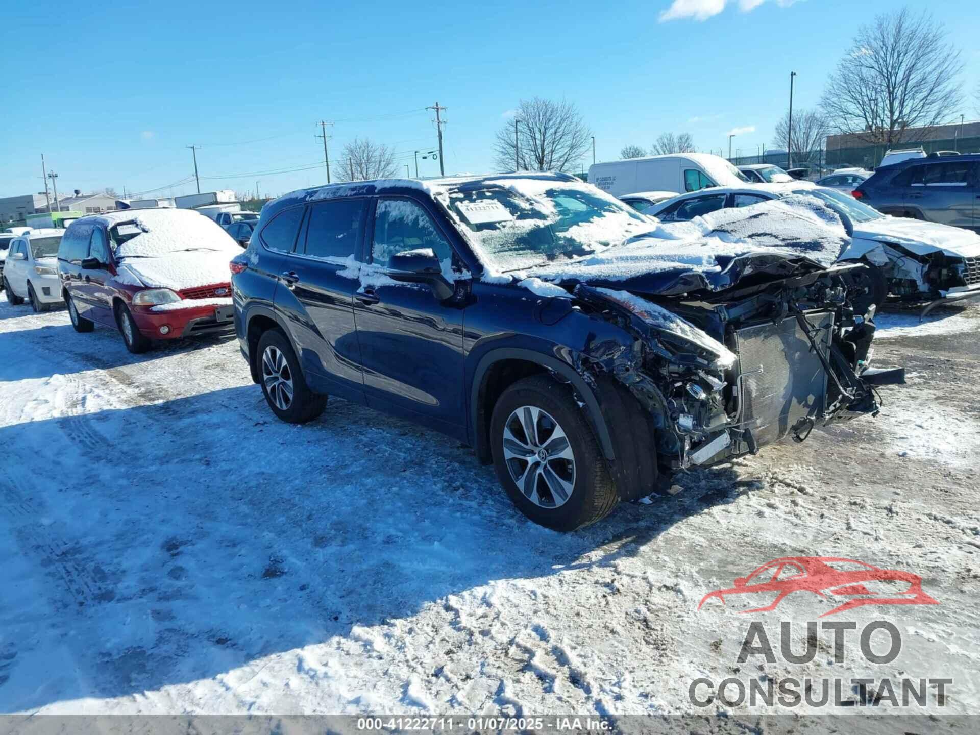 TOYOTA HIGHLANDER 2021 - 5TDHZRBHXMS532357