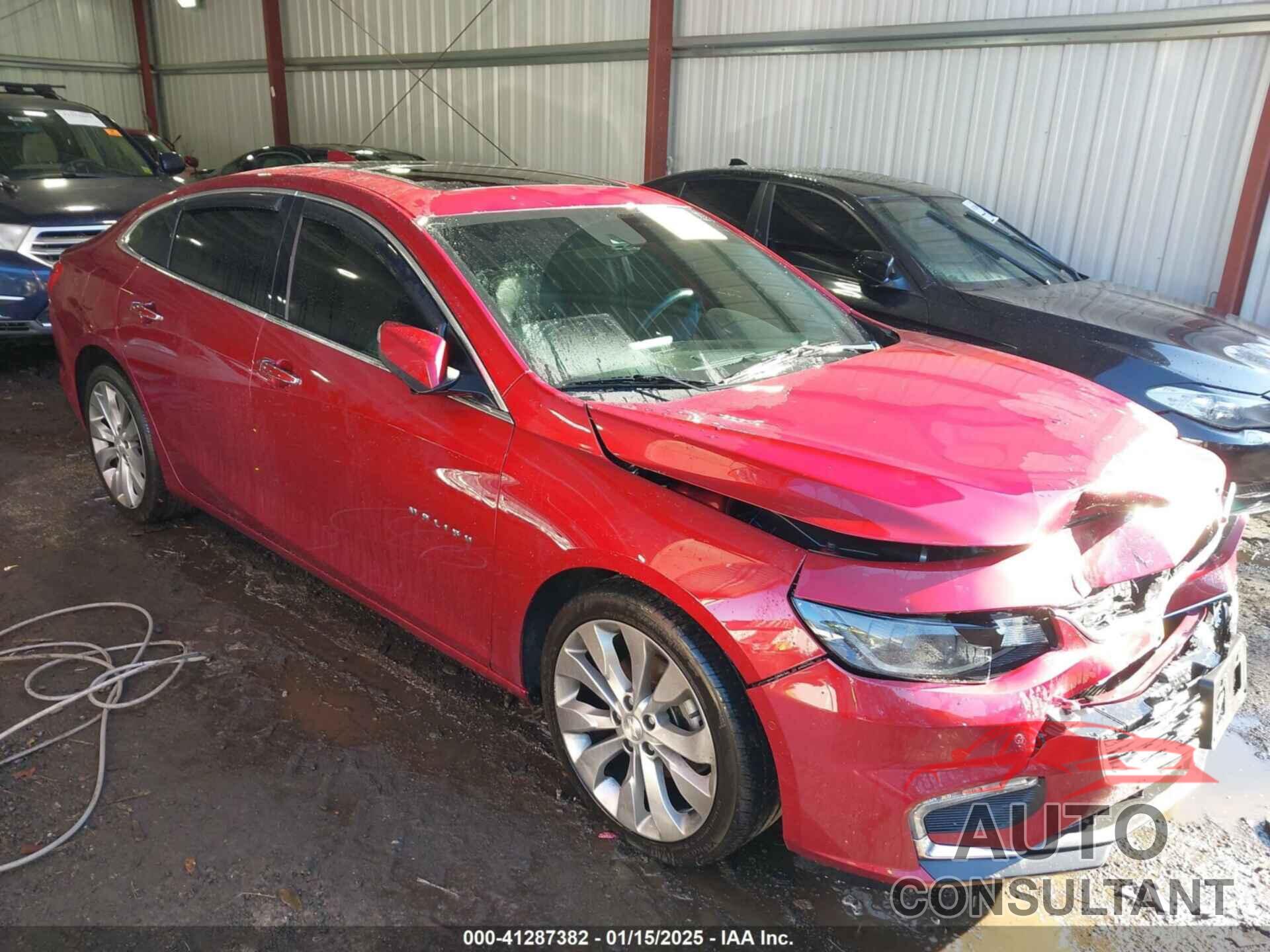 CHEVROLET MALIBU 2017 - 1G1ZH5SX2HF196659