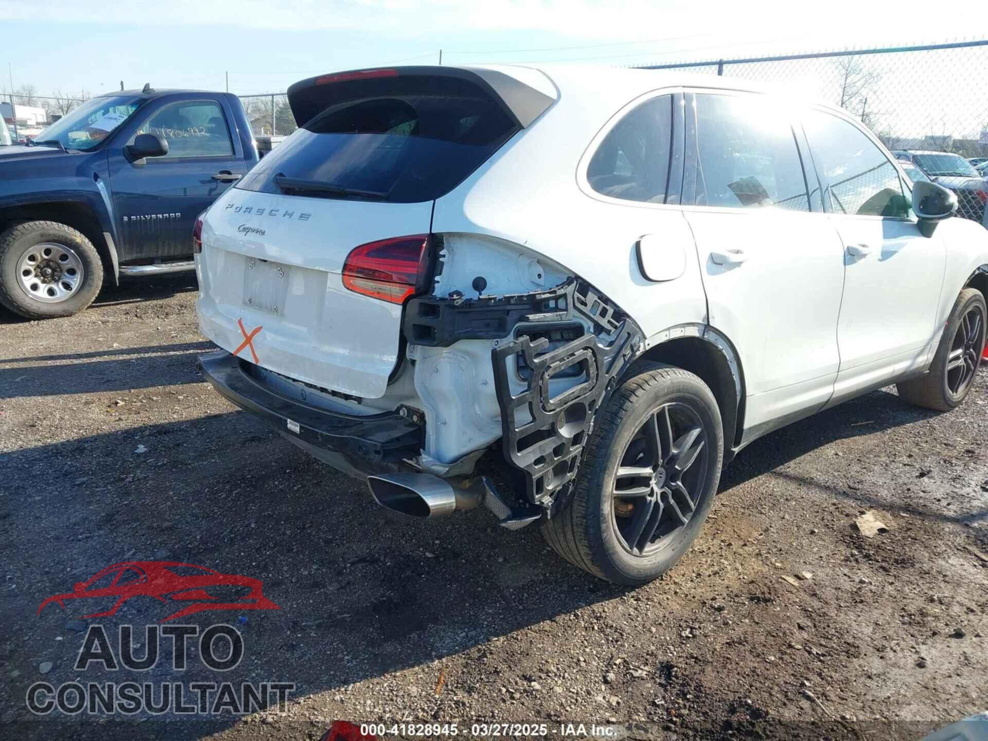 PORSCHE CAYENNE 2016 - WP1AA2A20GKA36068