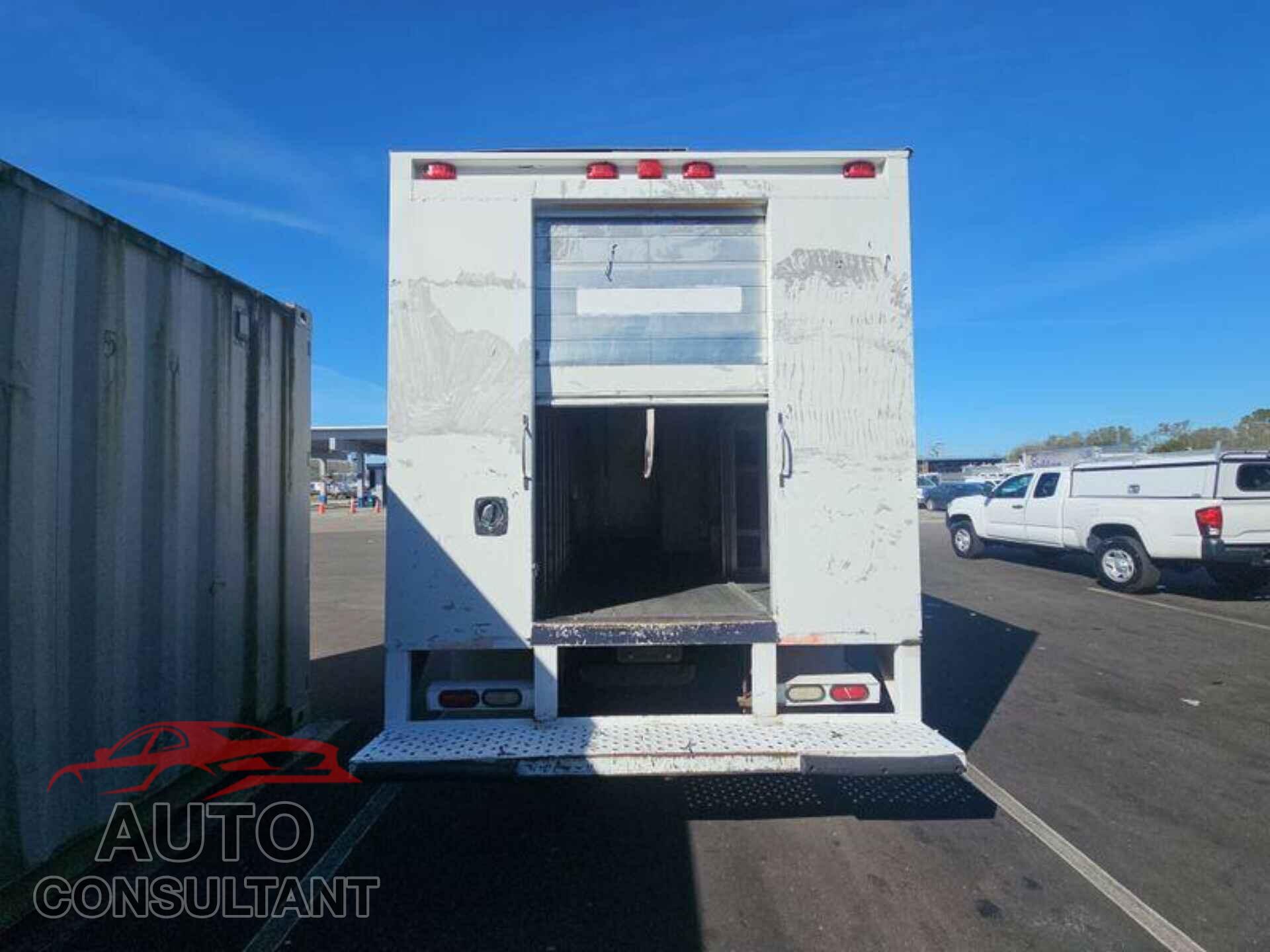 FORD E-450 CUTAWAY 2013 - 1FDXE4FL5DDB32111