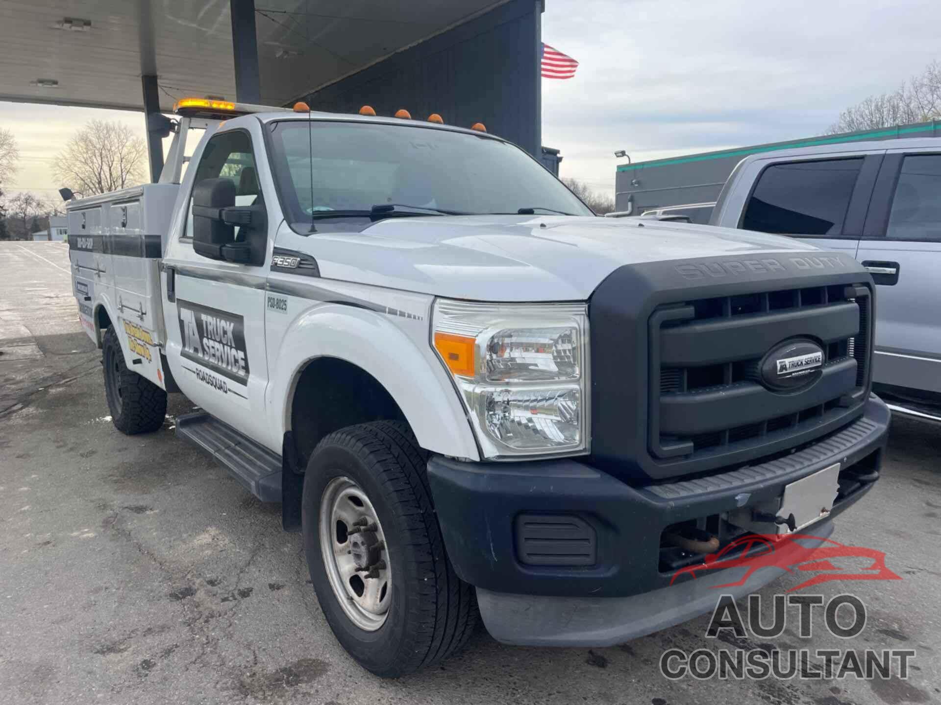 FORD F-350 CHASSIS 2013 - 1FDBF3F63DEB78025