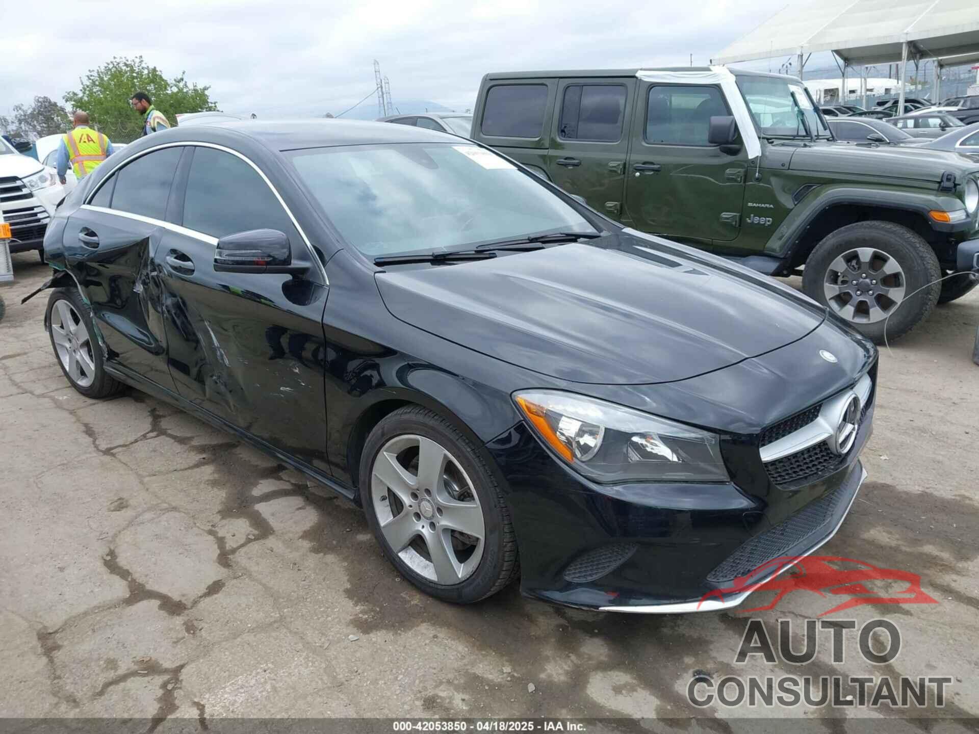 MERCEDES-BENZ CLA 250 2017 - WDDSJ4EB4HN472276