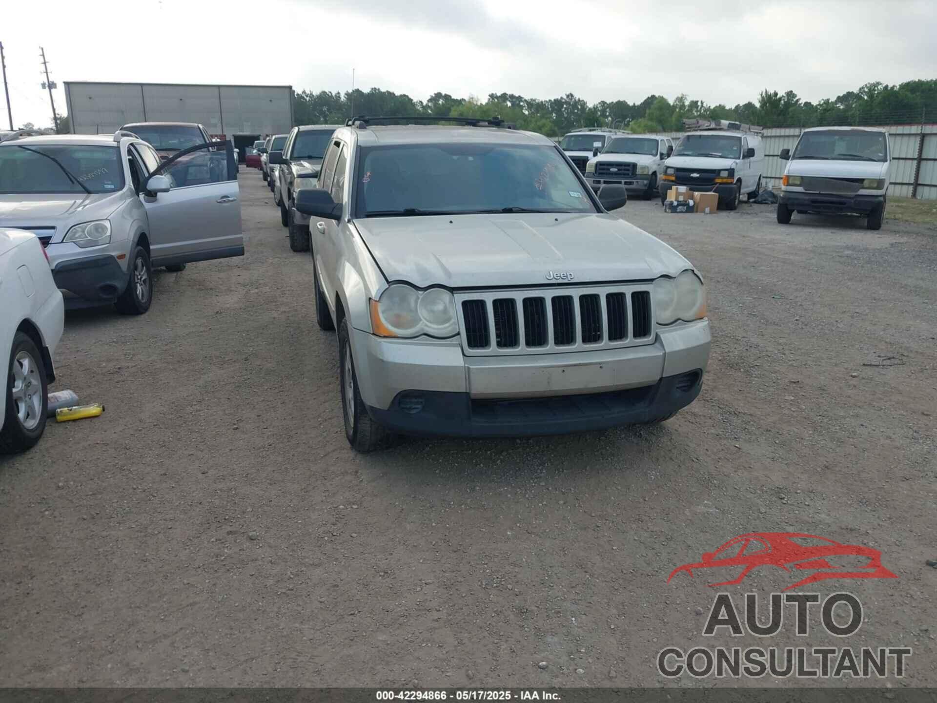 JEEP GRAND CHEROKEE 2010 - 1J4PR4GK8AC131044