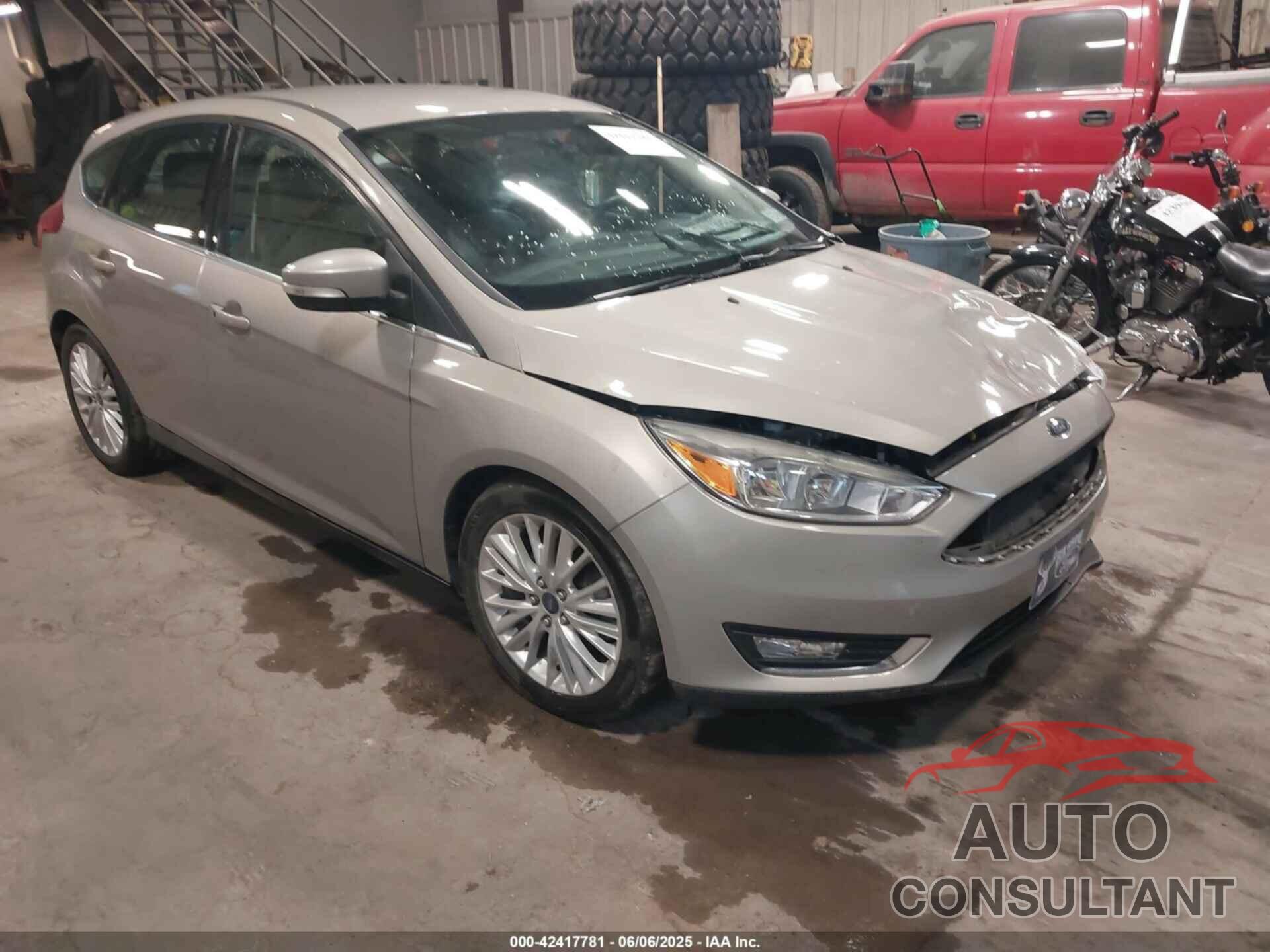 FORD FOCUS 2015 - 1FADP3N27FL328473