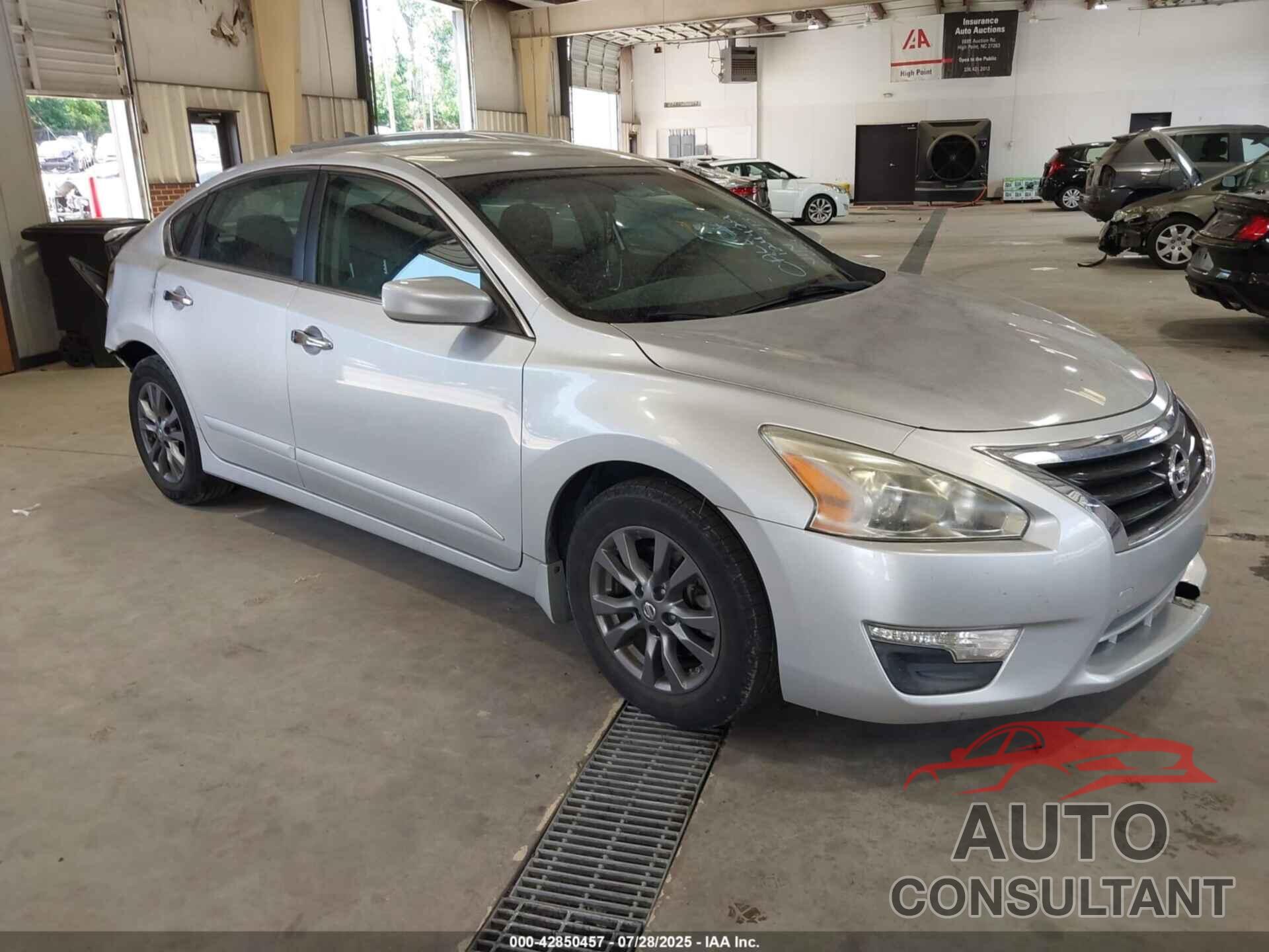 NISSAN ALTIMA 2015 - 1N4AL3AP7FC594138