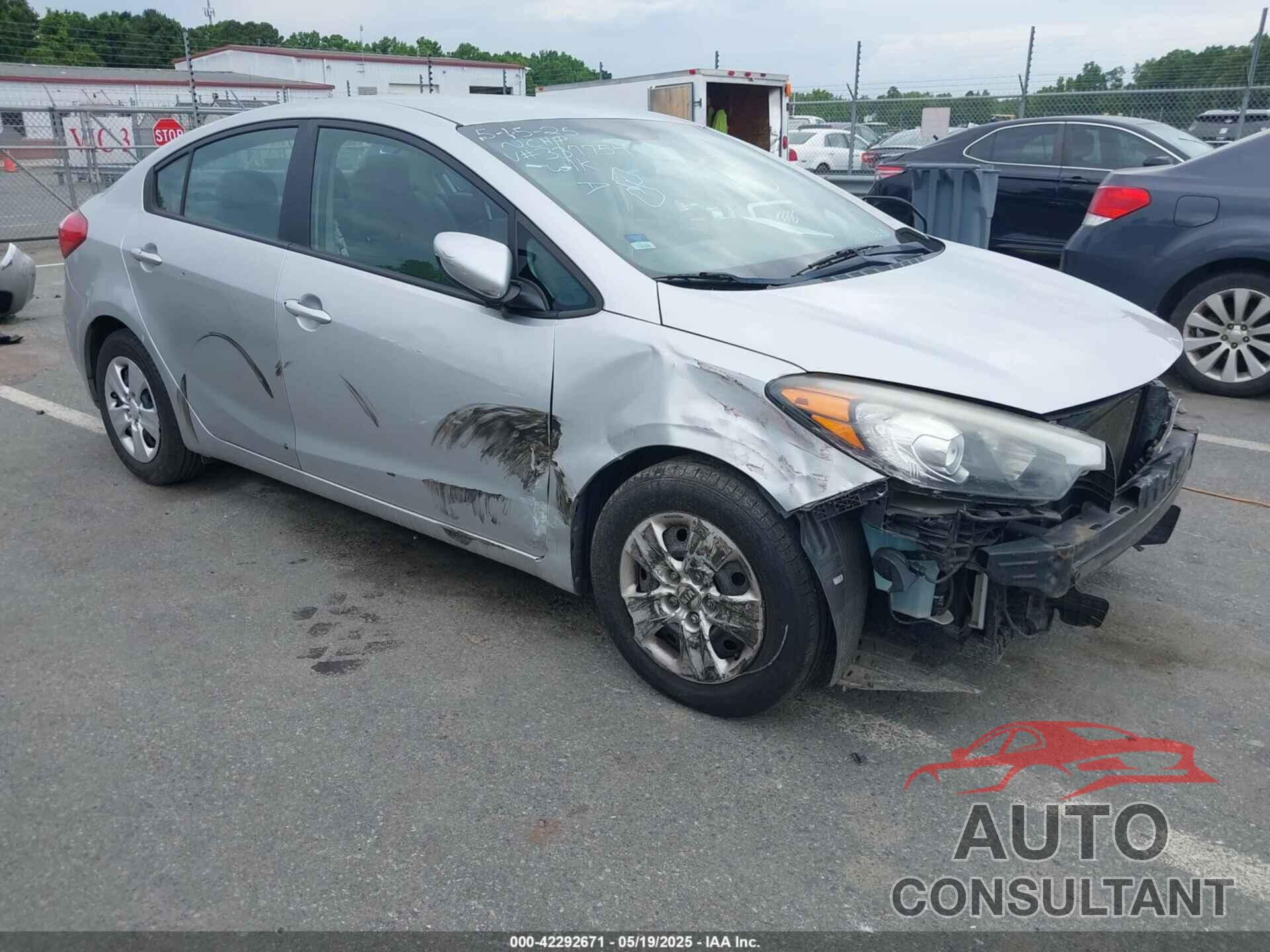 KIA FORTE 2015 - KNAFK4A63F5337754