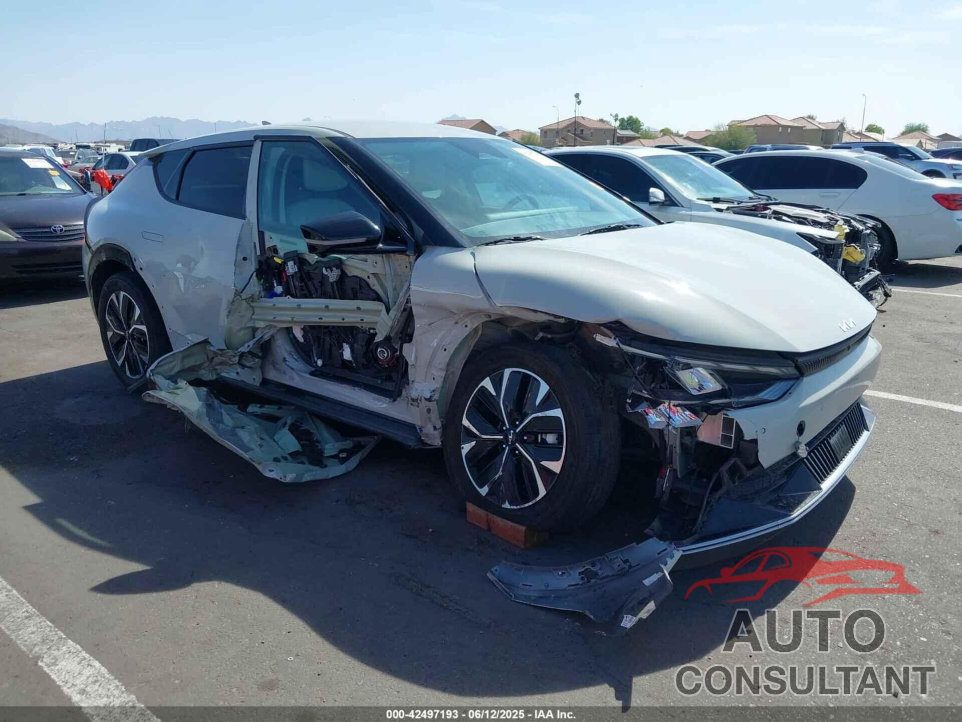 KIA EV6 2023 - KNDC34LA6P5124352