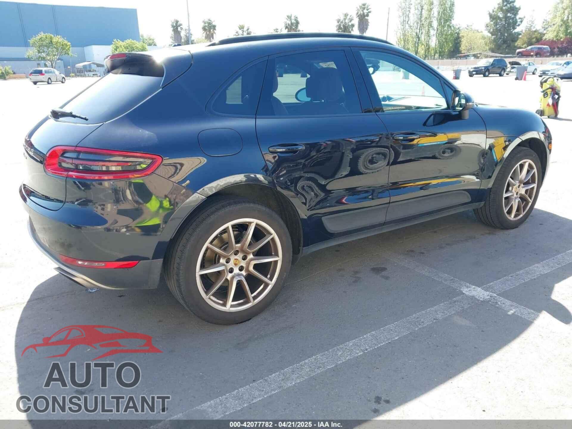 PORSCHE MACAN 2017 - WP1AA2A59HLB83303