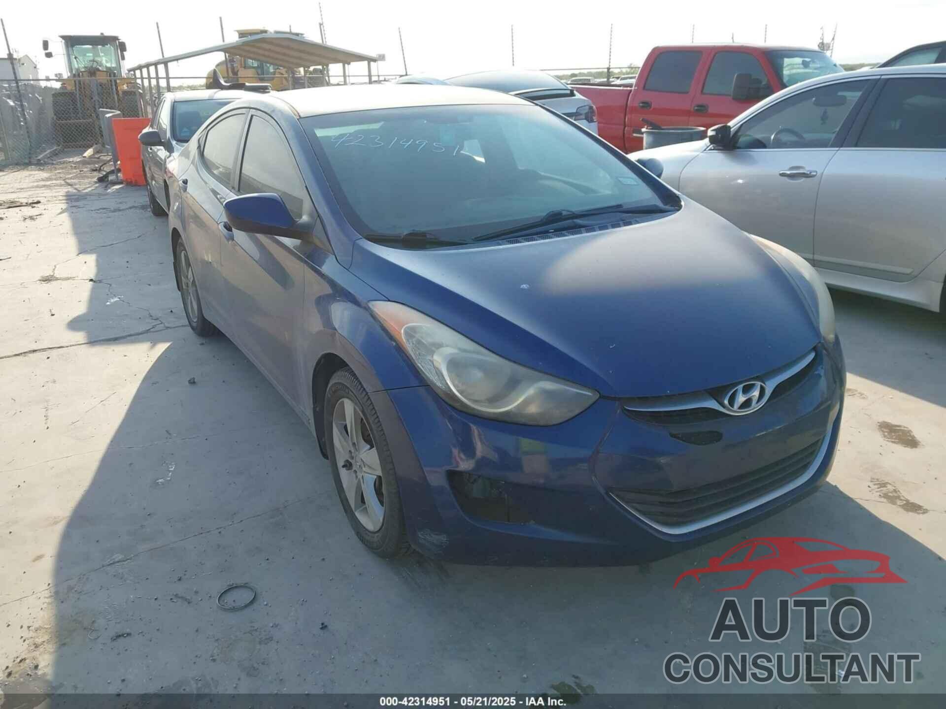 HYUNDAI ELANTRA 2013 - KMHDH4AE2DU526393