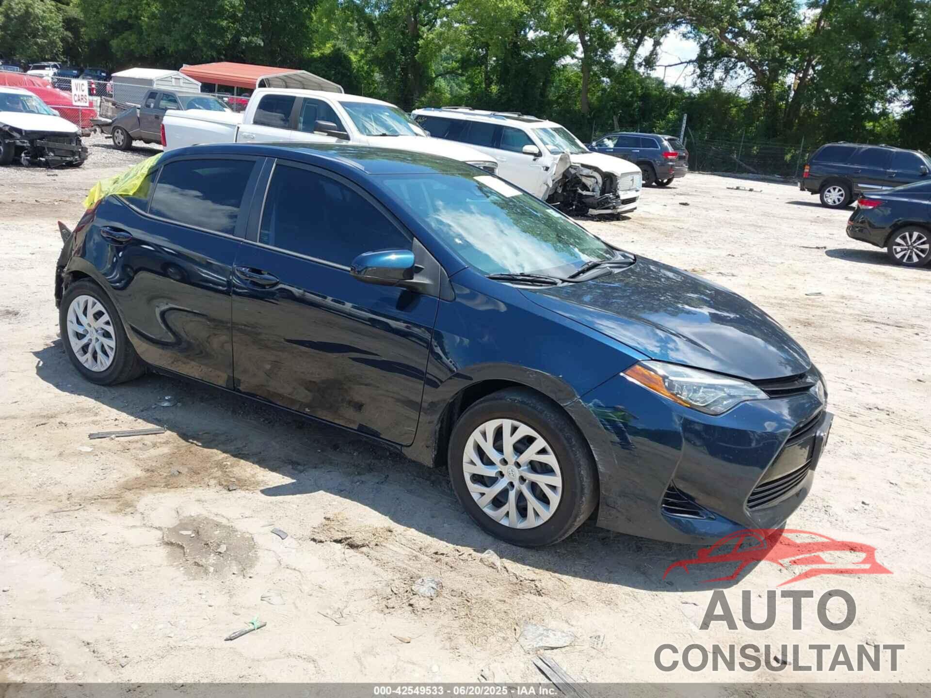 TOYOTA COROLLA 2018 - 5YFBURHE3JP808397