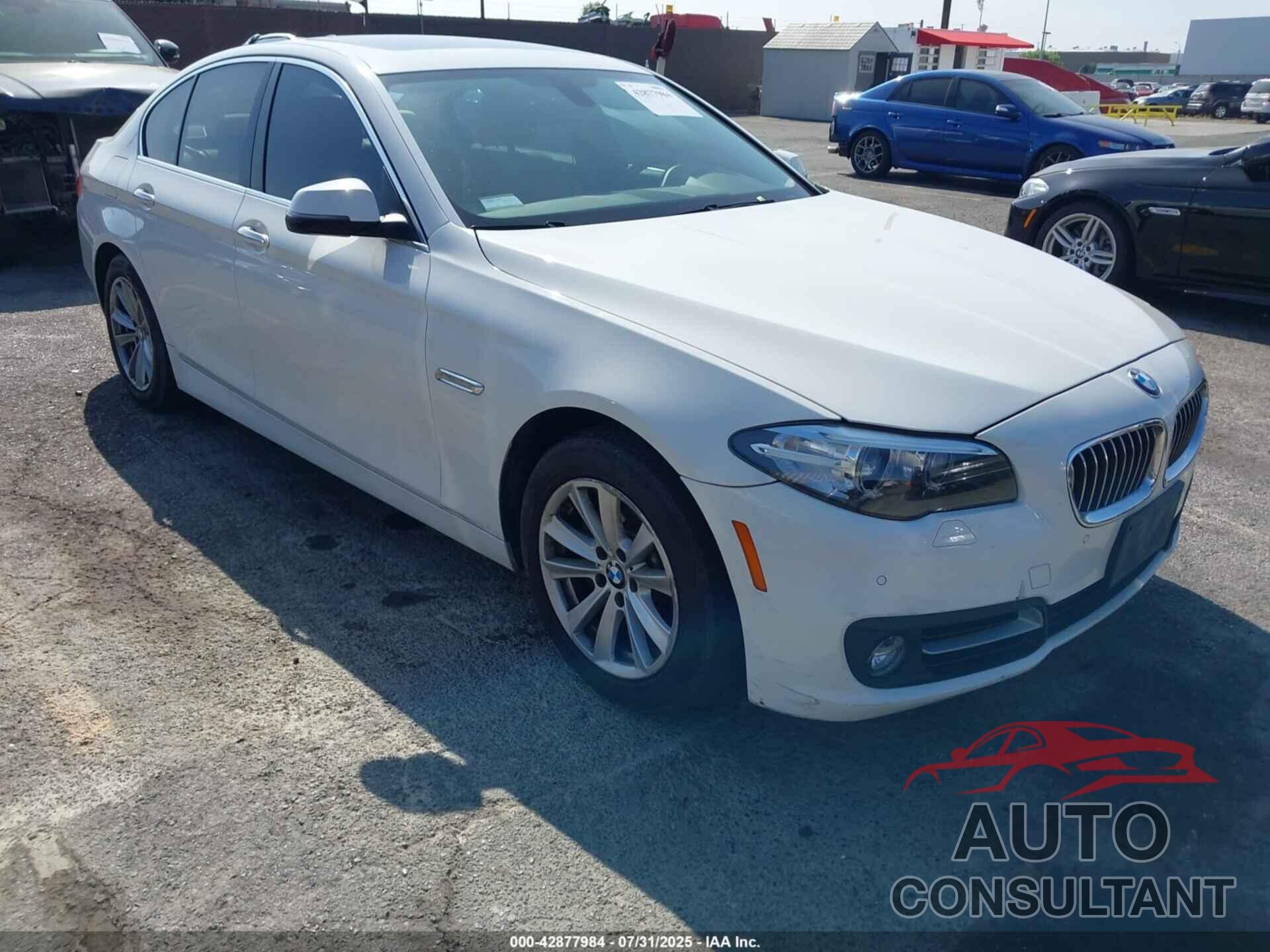 BMW 528I 2016 - WBA5A5C5XGG352489