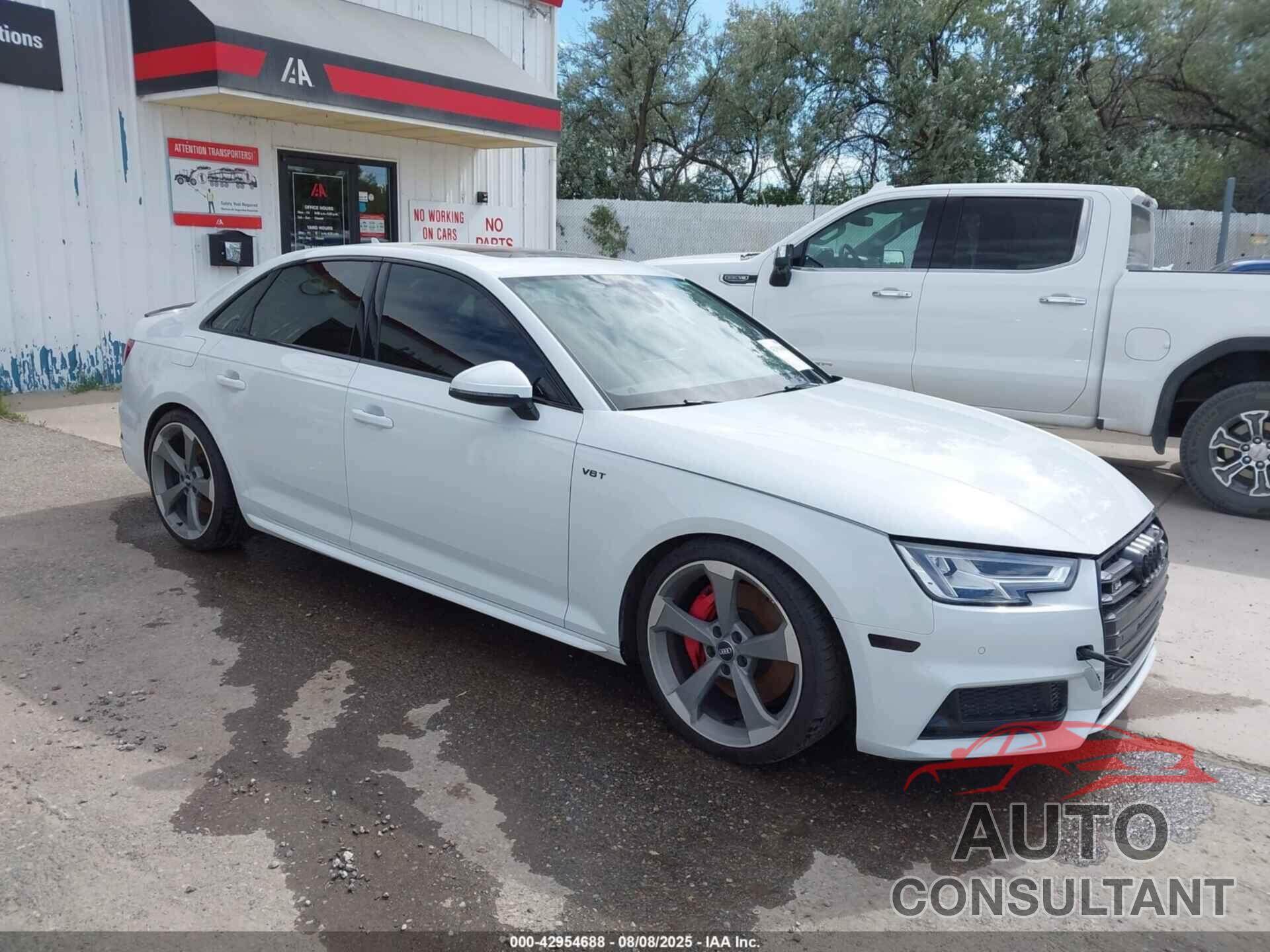 AUDI S4 2018 - WAUB4AF44JA136394
