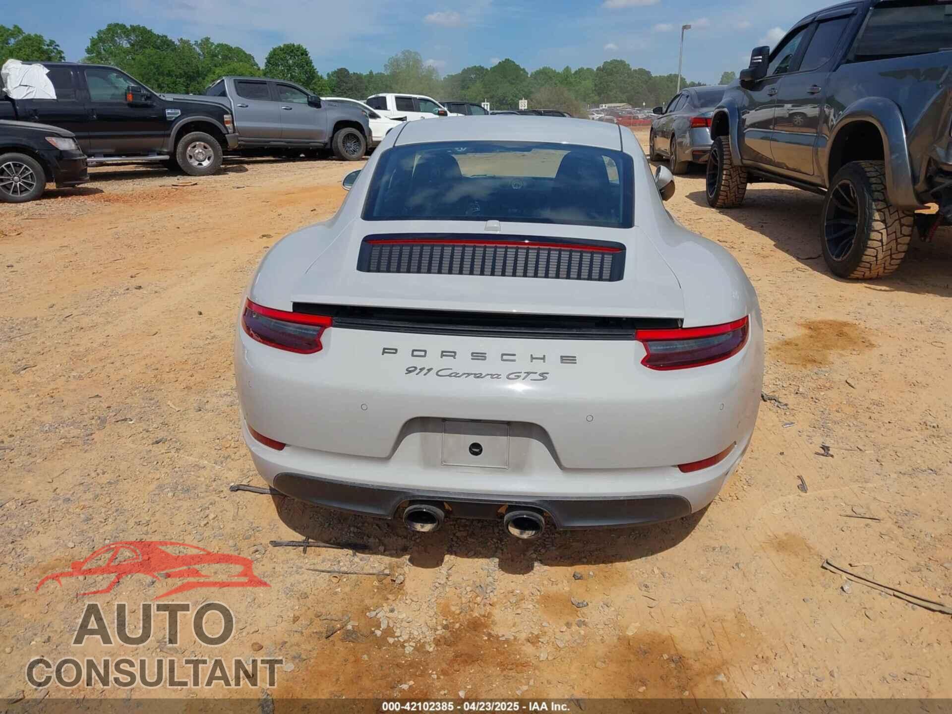 PORSCHE 911 2018 - WP0AB2A98JS123719