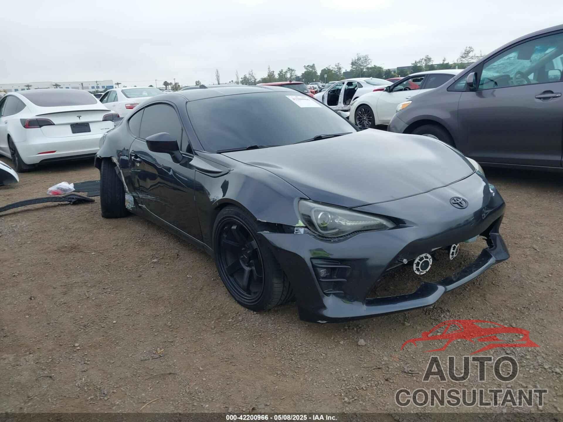 TOYOTA 86 2017 - JF1ZNAA16H8711033