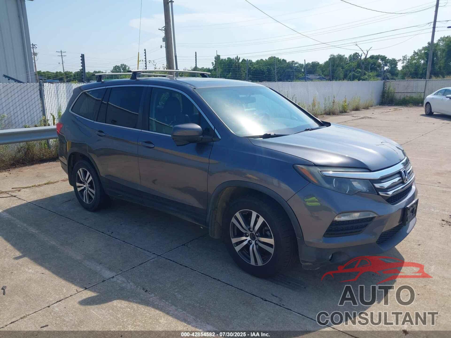 HONDA PILOT 2016 - 5FNYF6H88GB040305