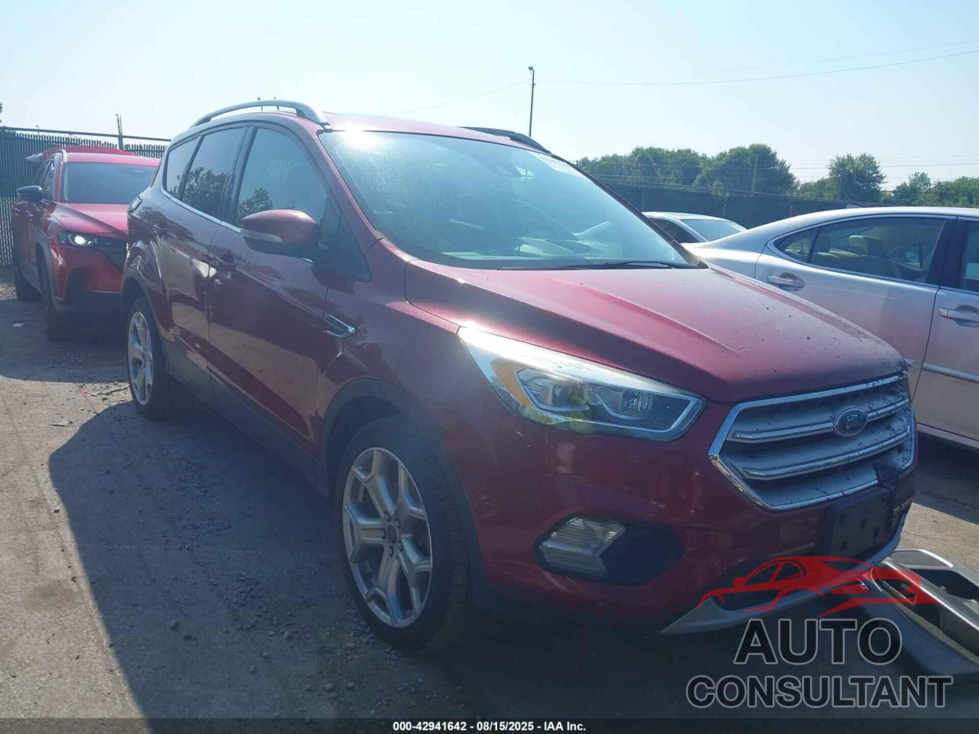 FORD ESCAPE 2018 - 1FMCU9J9XJUB20994