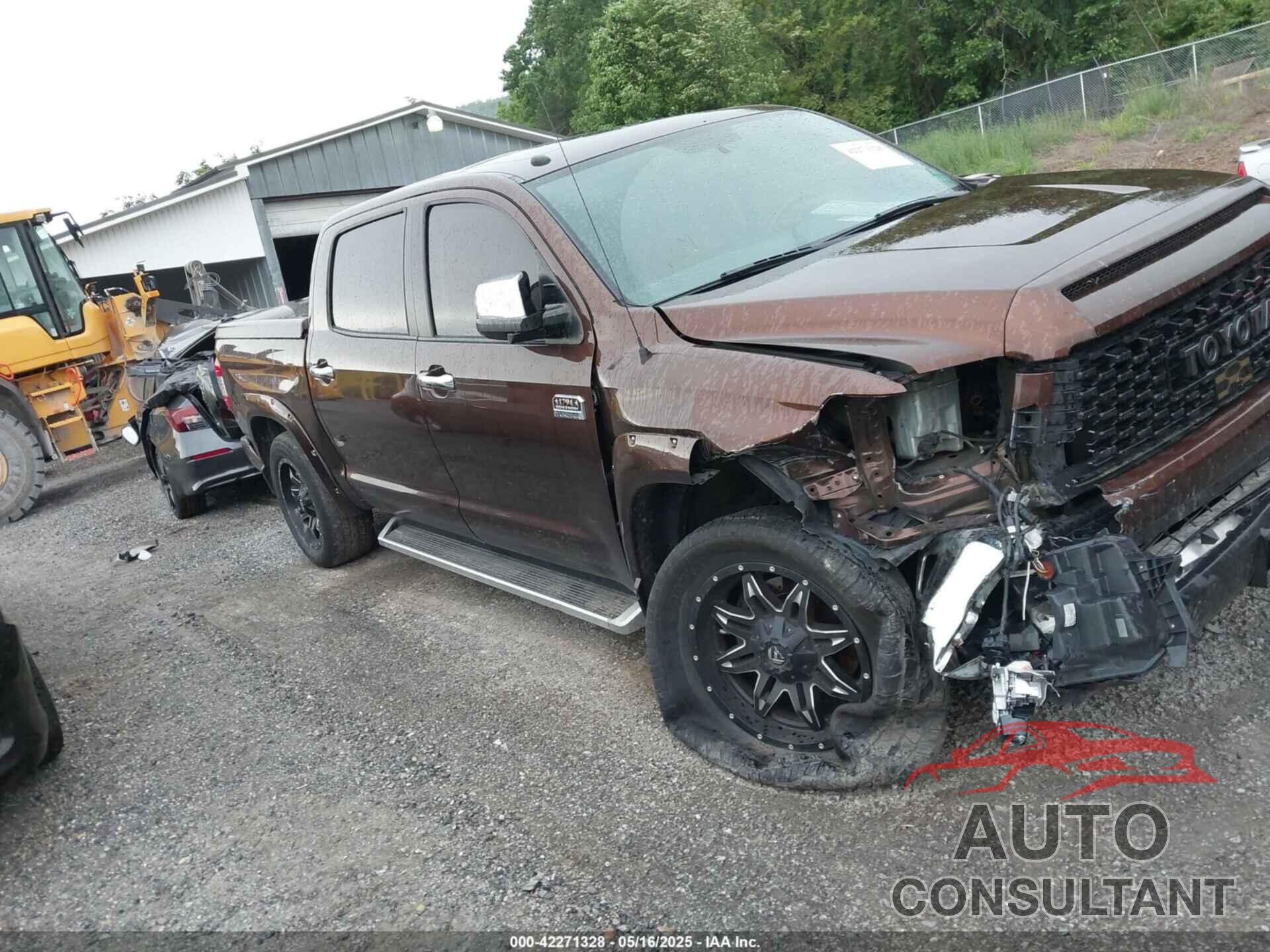 TOYOTA TUNDRA 2017 - 5TFAY5F1XHX665419