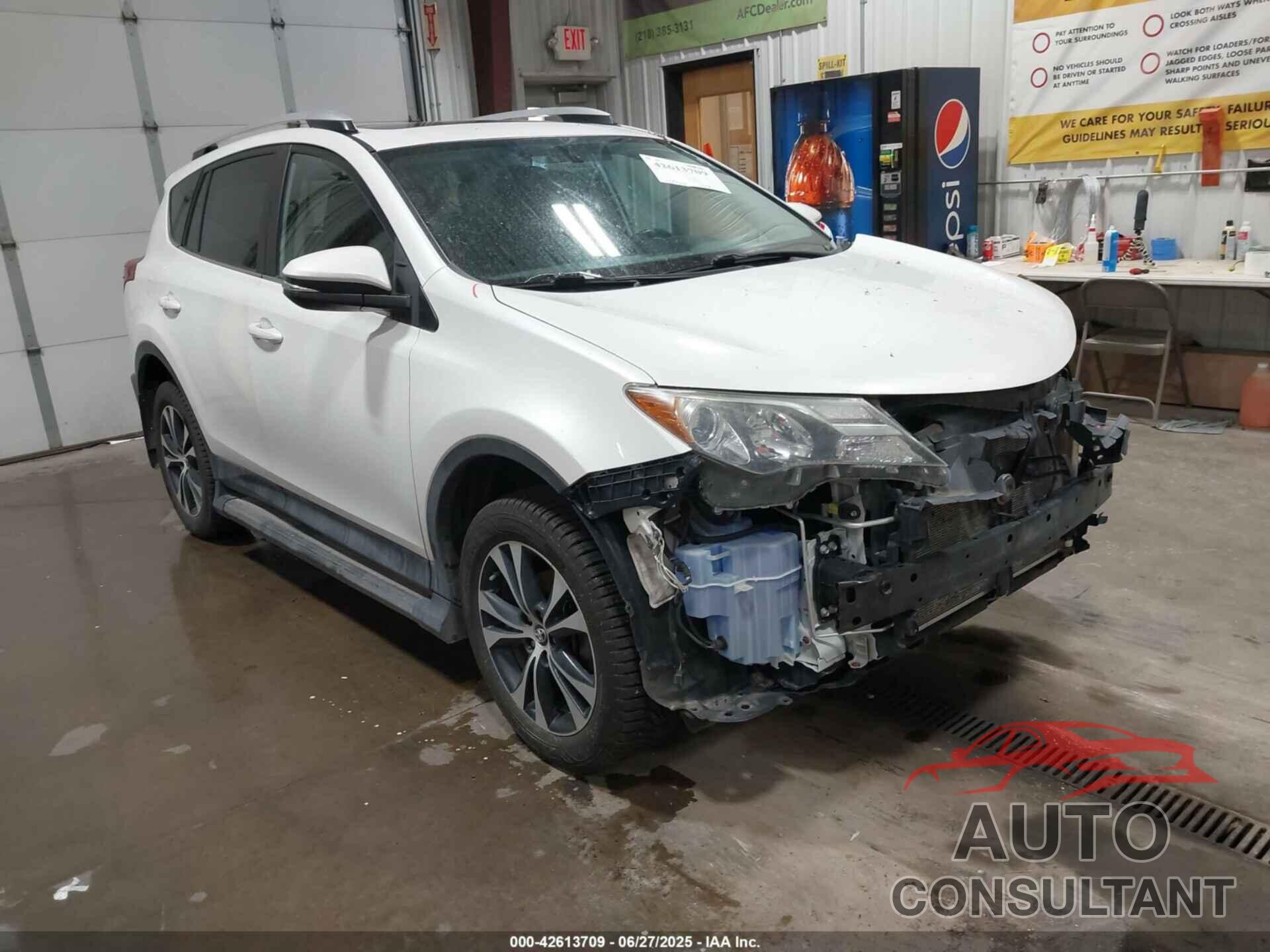 TOYOTA RAV4 2015 - 2T3DFREV2FW253947