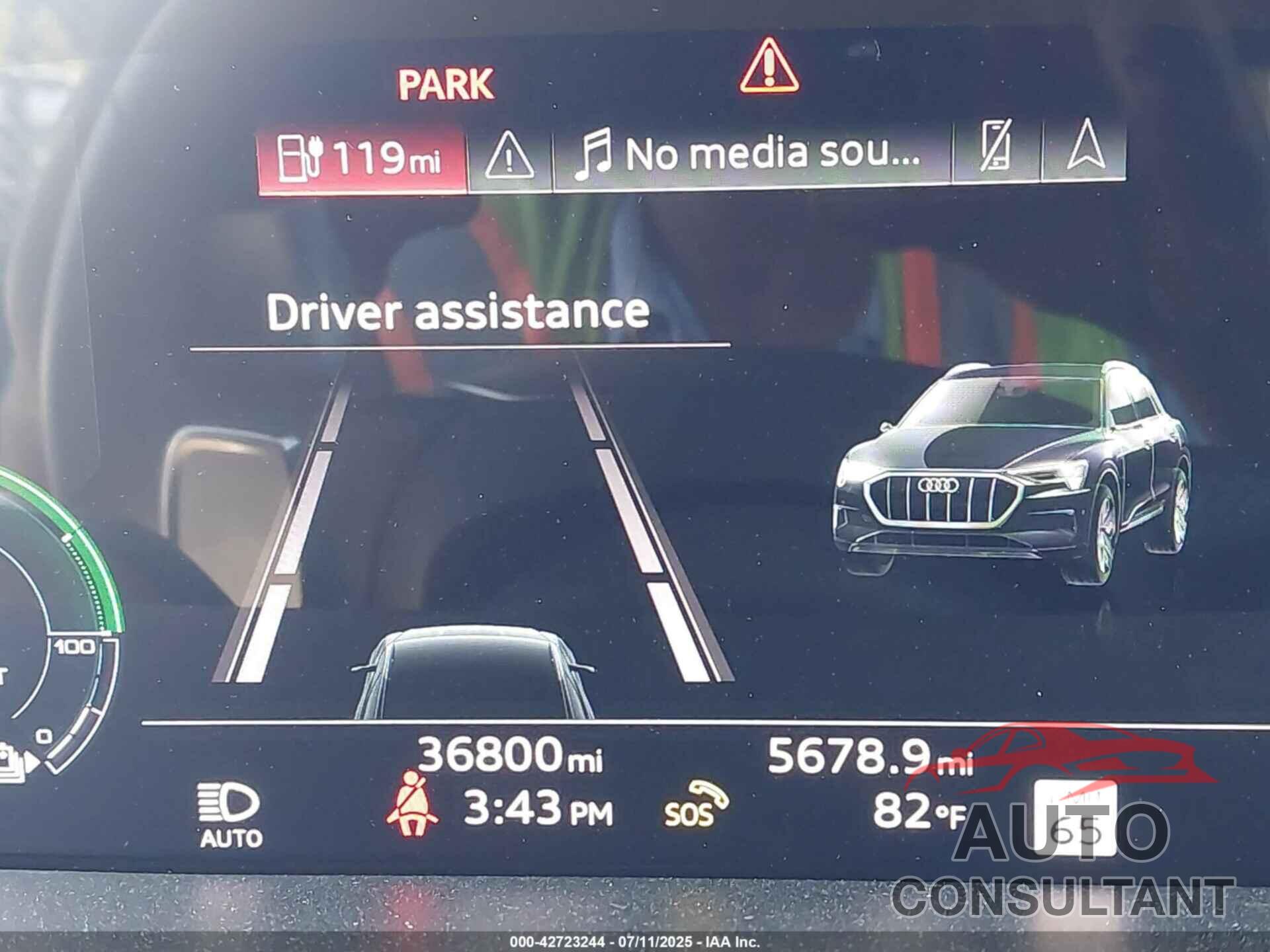 AUDI E-TRON 2022 - WA1LAAGE1NB008616