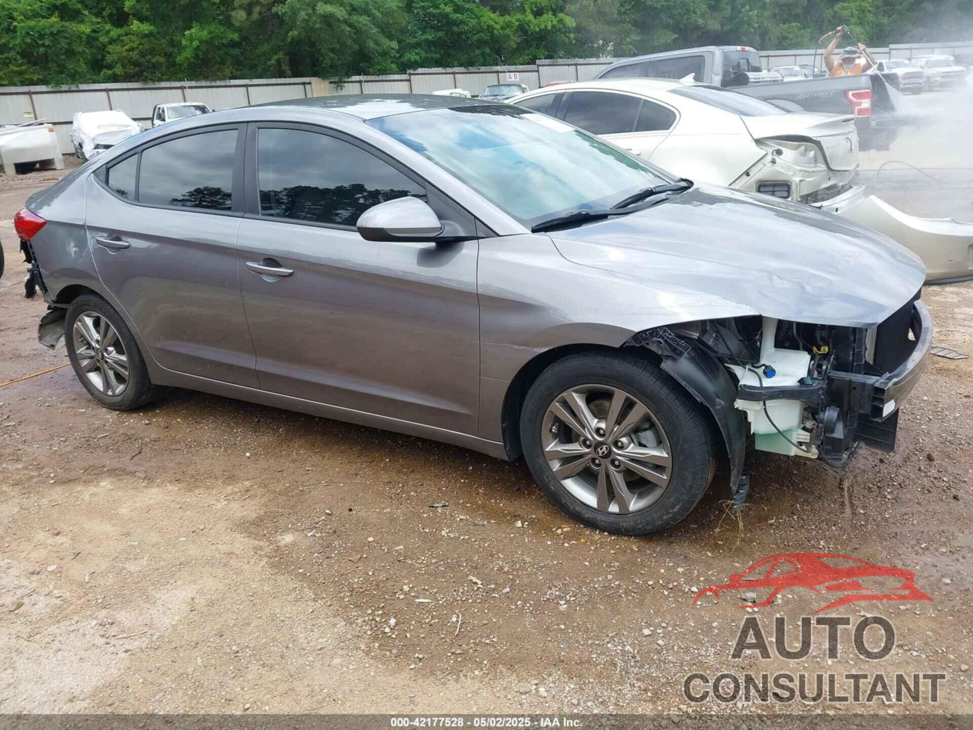 HYUNDAI ELANTRA 2018 - 5NPD84LF0JH362903
