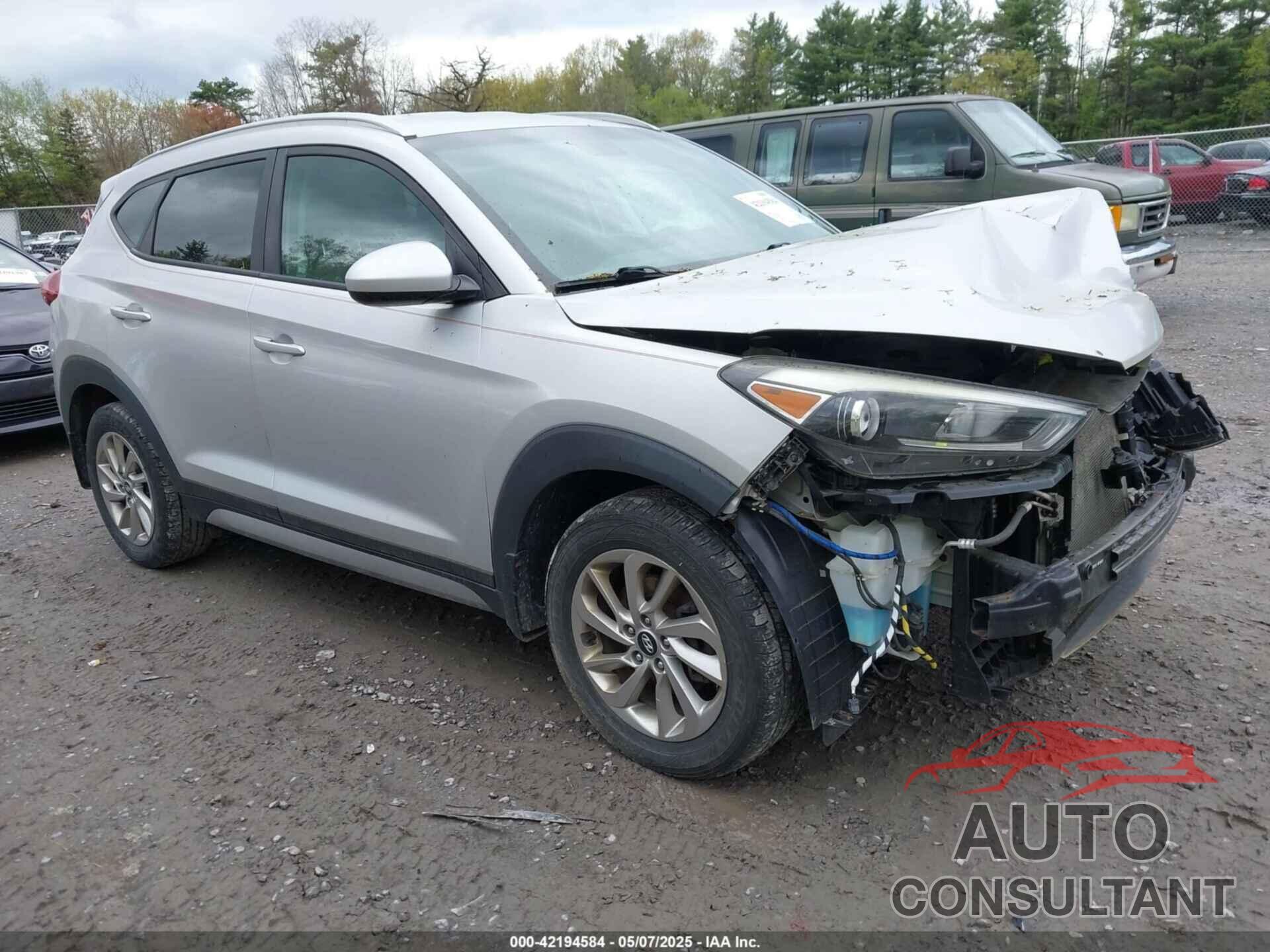 HYUNDAI TUCSON 2017 - KM8J3CA43HU272122