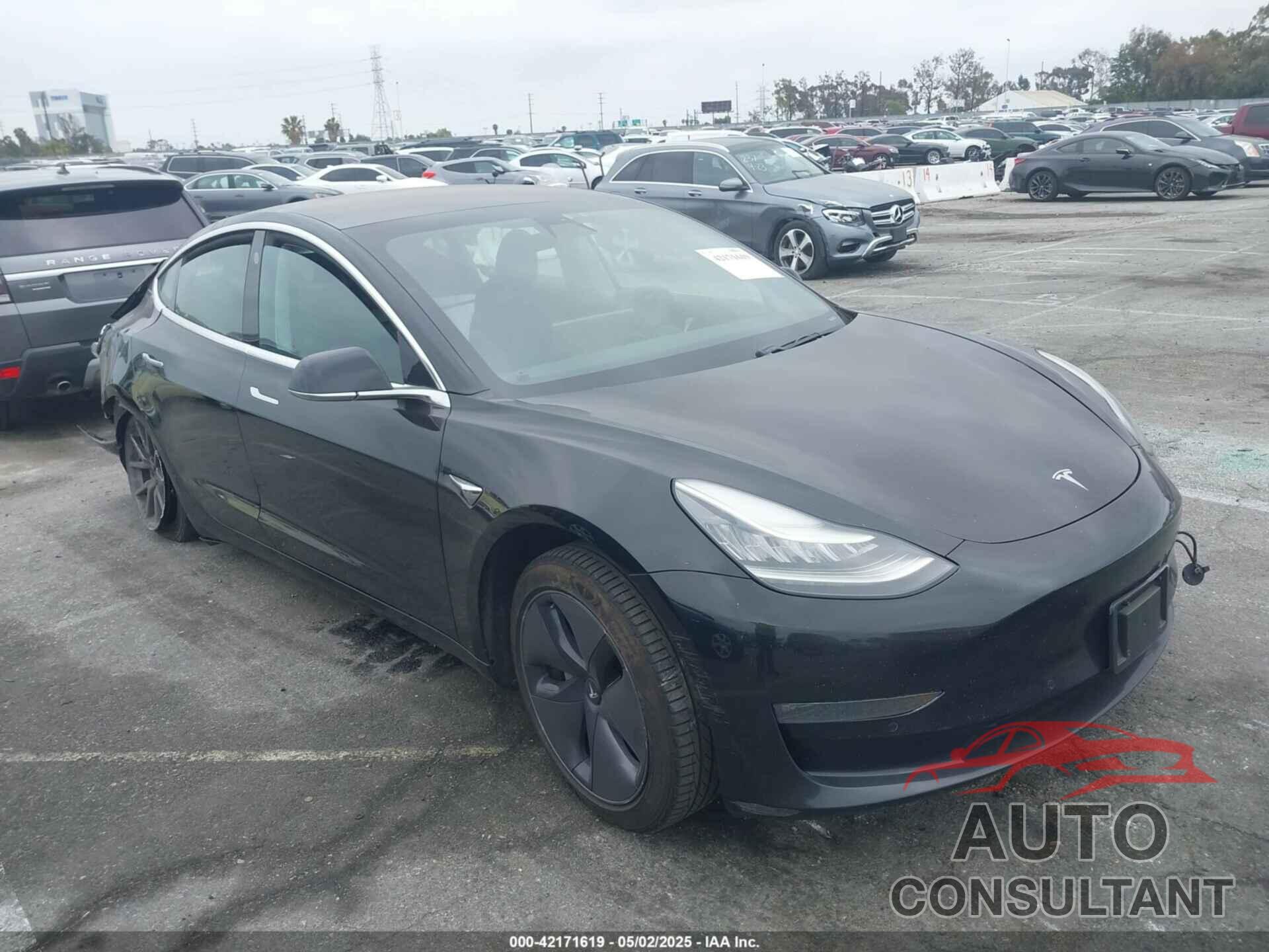TESLA MODEL 3 2019 - 5YJ3E1EBBKF208599