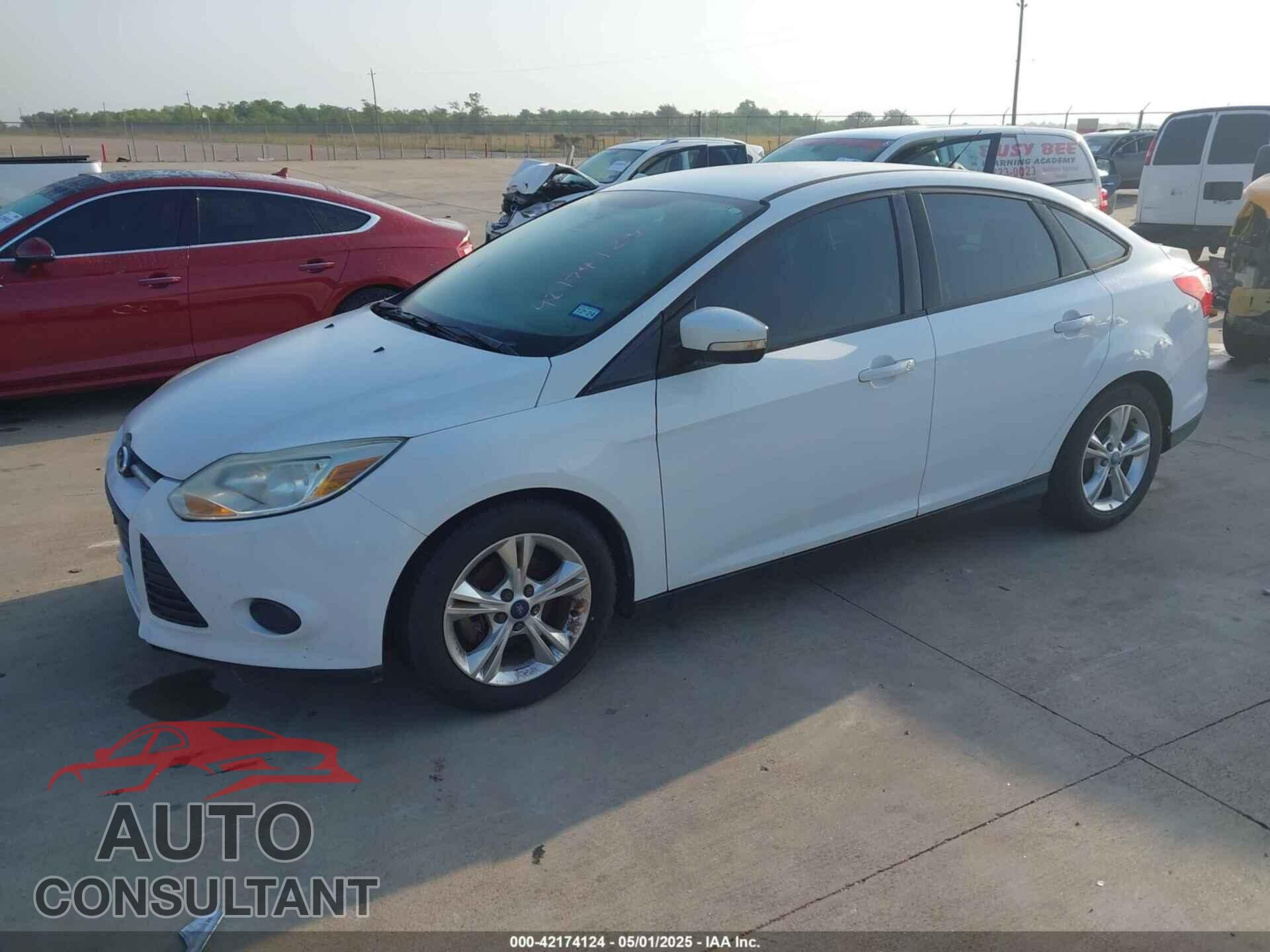 FORD FOCUS 2014 - 1FADP3F26EL163285