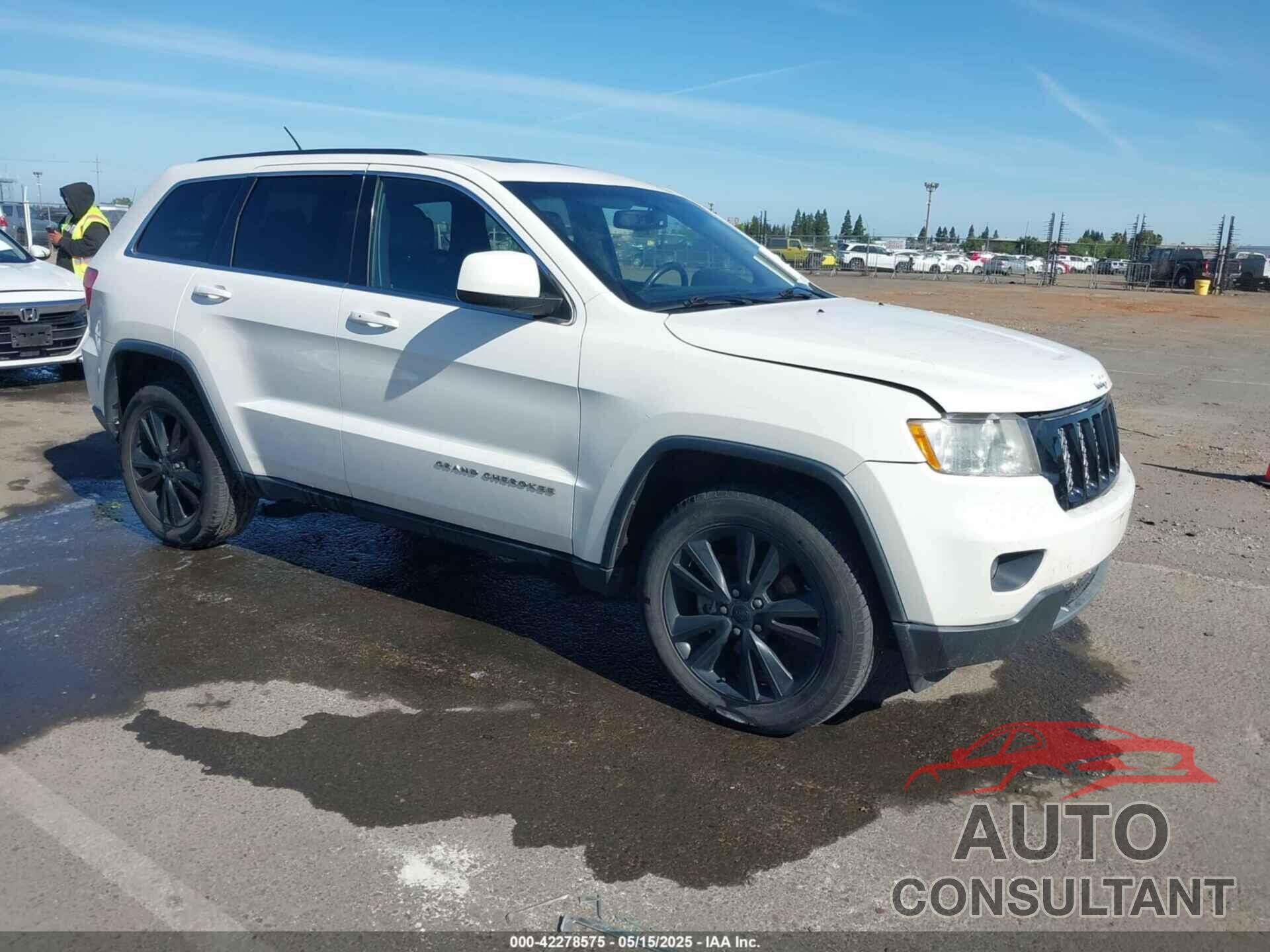 JEEP GRAND CHEROKEE 2012 - 1C4RJFAG7CC349954