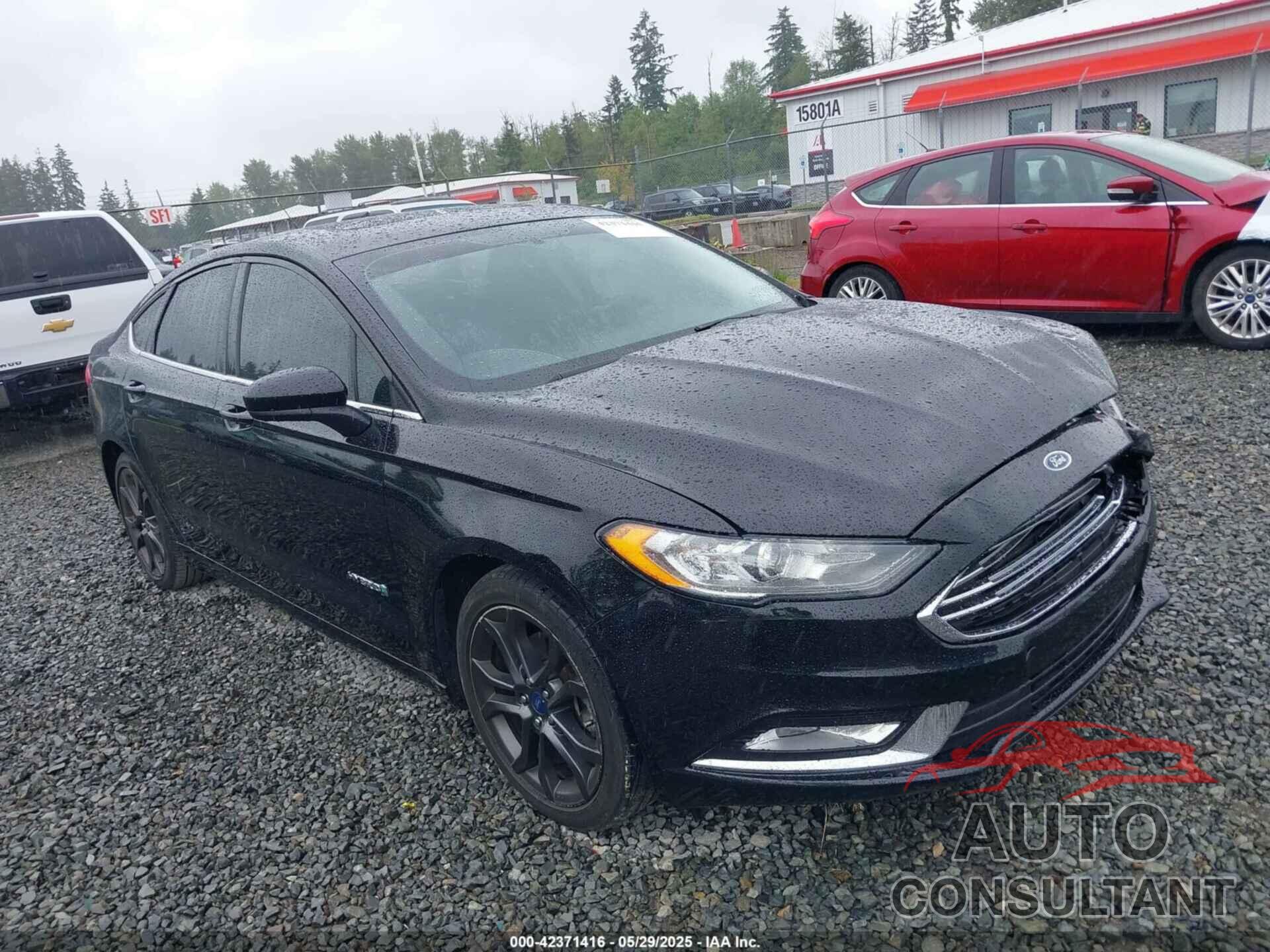 FORD FUSION HYBRID 2018 - 3FA6P0LU9JR116437