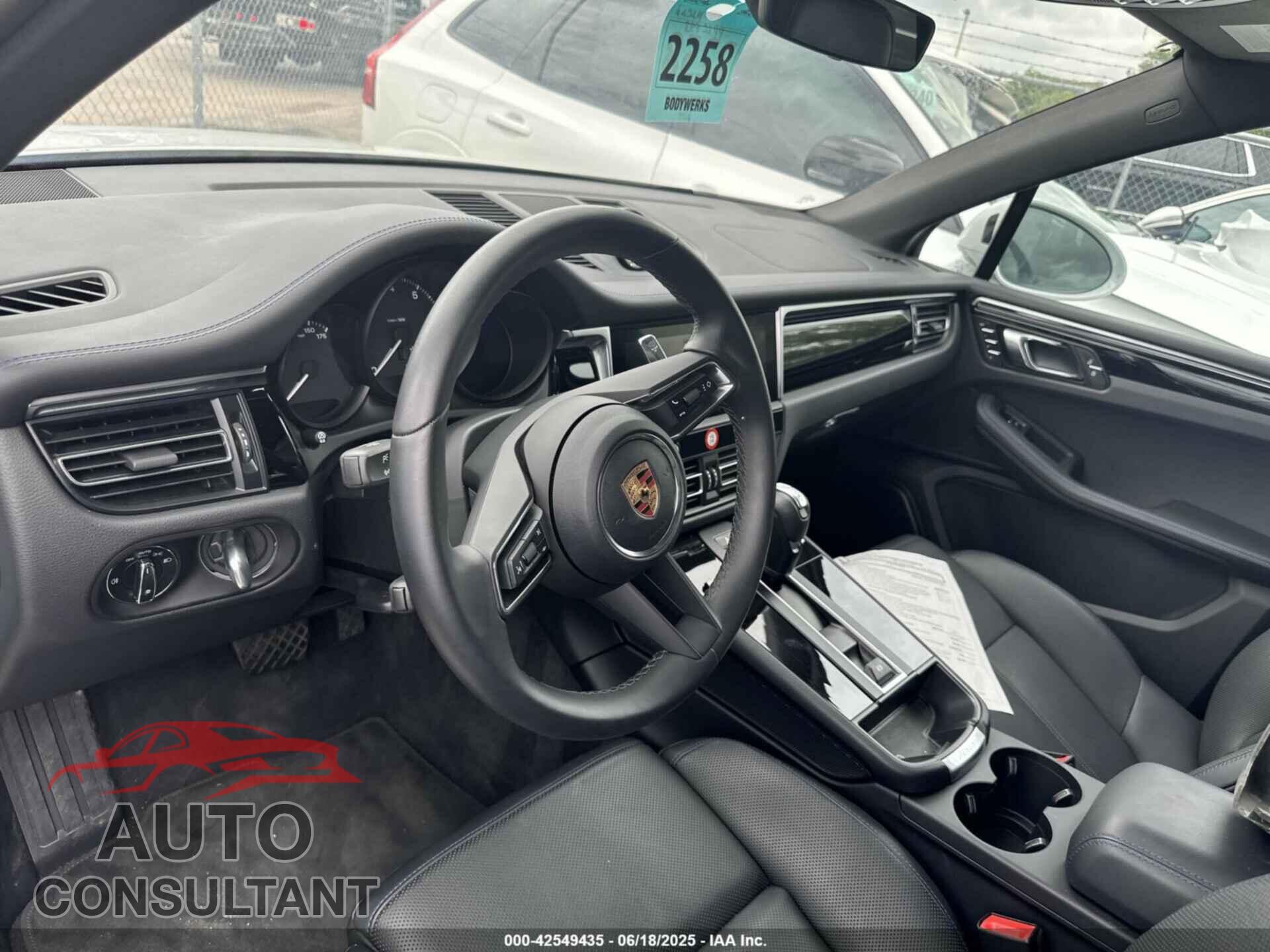 PORSCHE MACAN 2023 - WP1AA2A56PLB15488