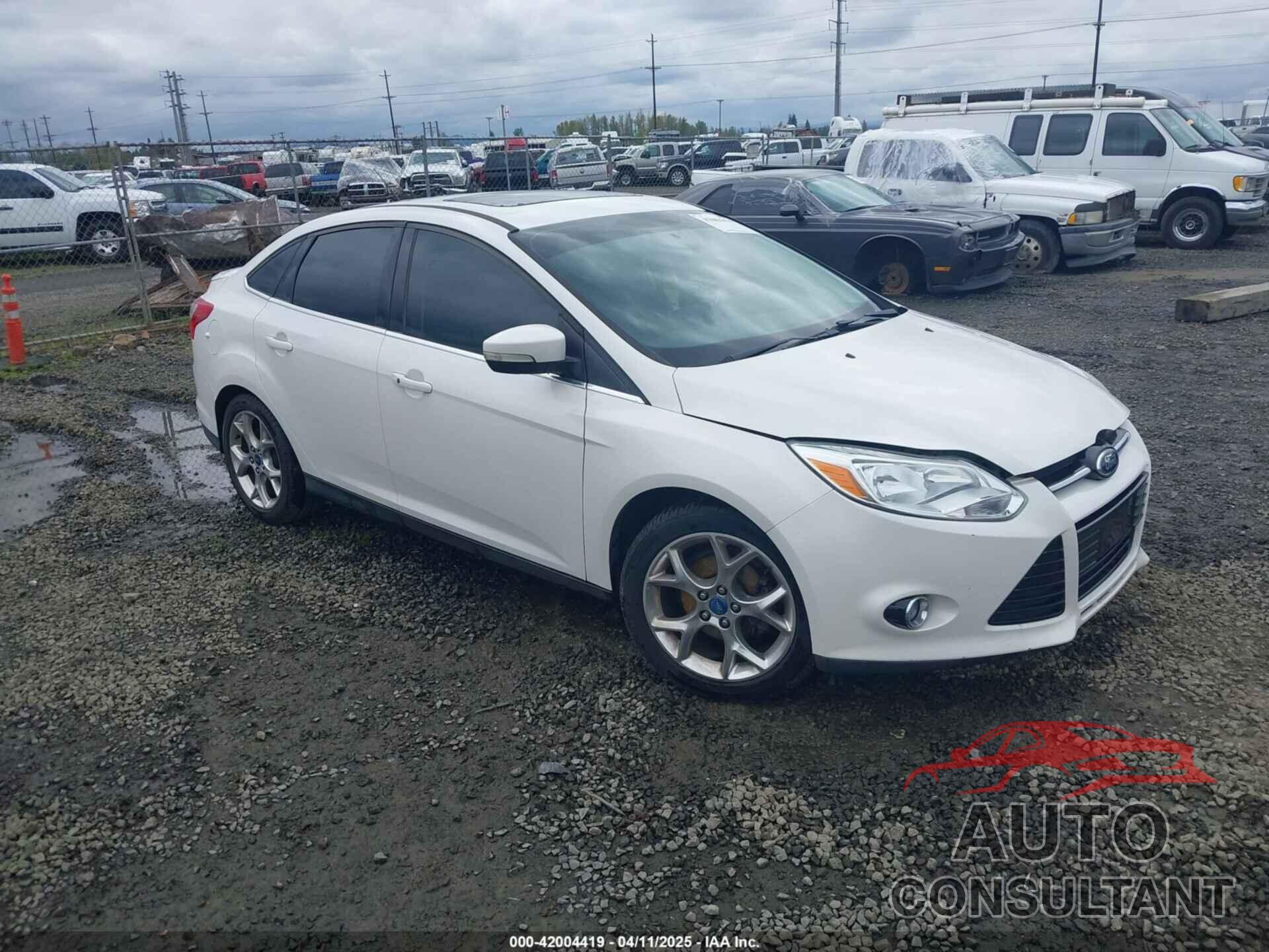 FORD FOCUS 2014 - 1FADP3J27EL142095