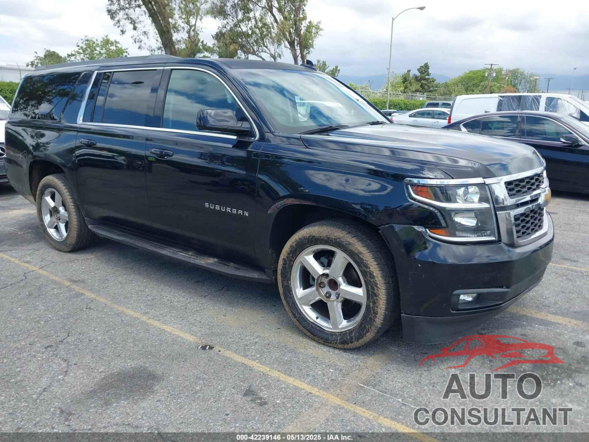 CHEVROLET SUBURBAN 2017 - 1GNSCHKC3HR332972
