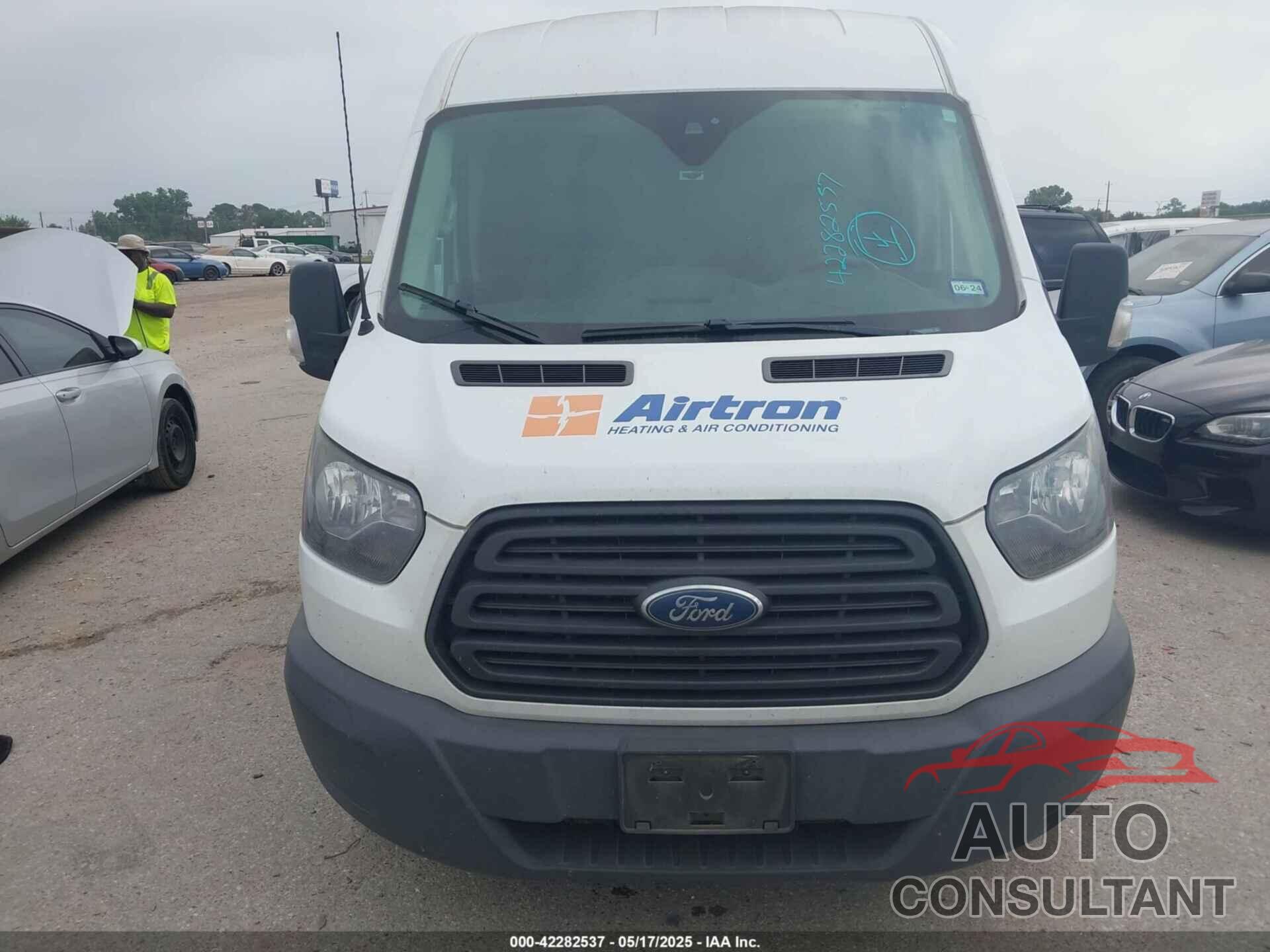 FORD TRANSIT-250 2018 - 1FTYR1CM1JKA69797