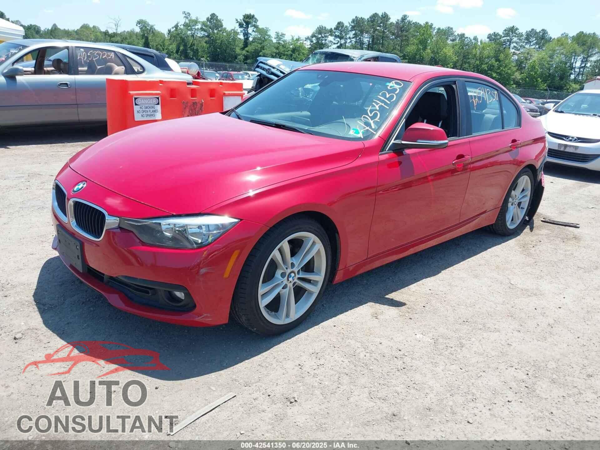 BMW 320I 2016 - WBA8E1G57GNU10932