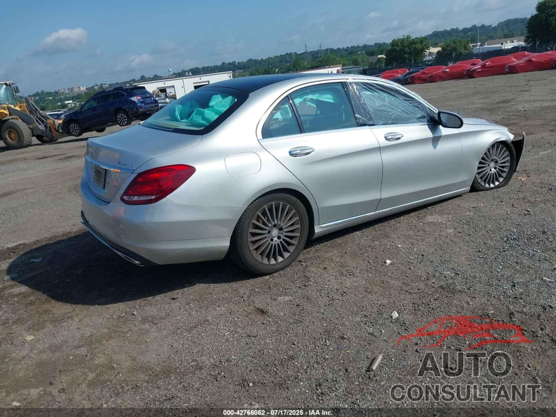 MERCEDES-BENZ C 2015 - 55SWF4KB2FU032942